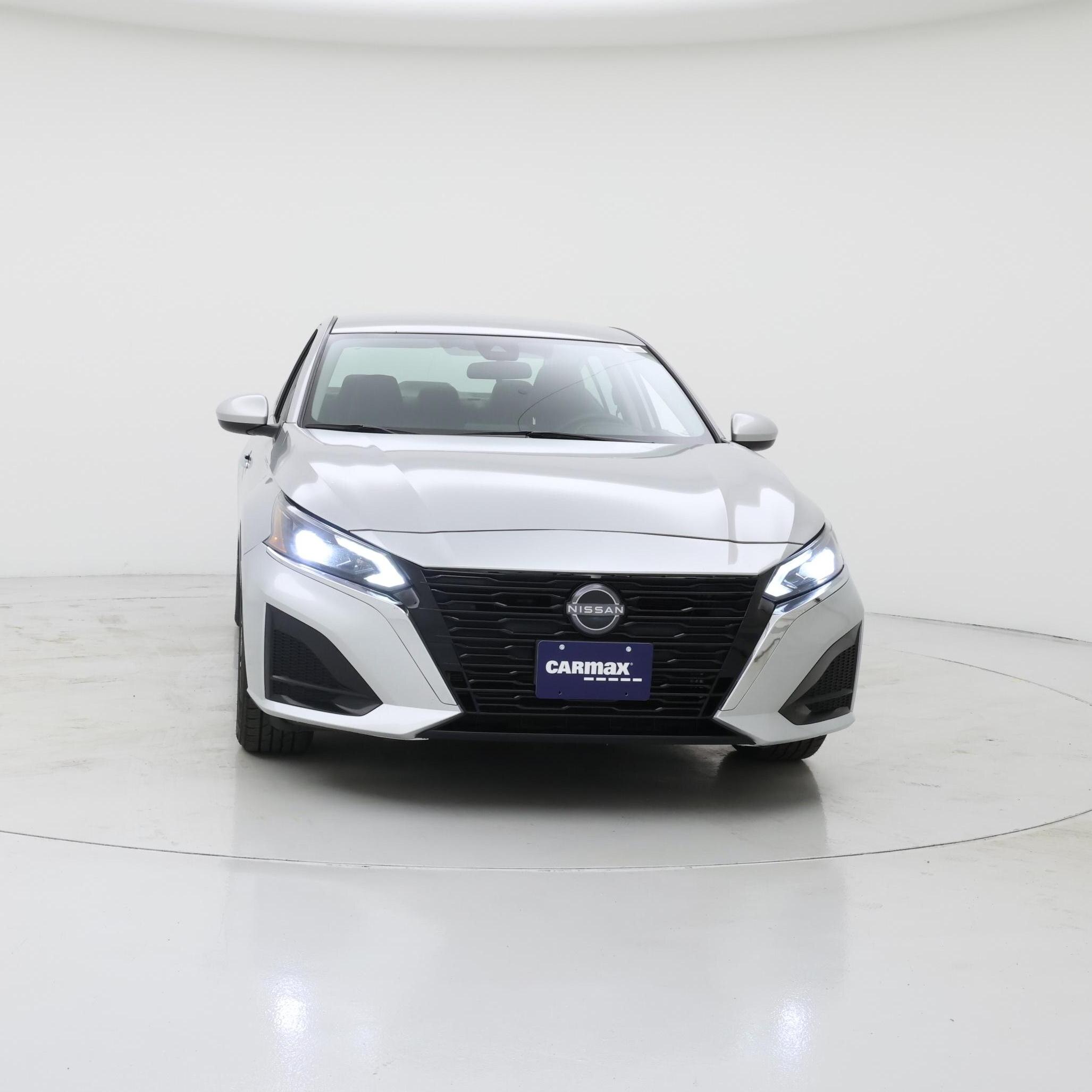 Thumbnail: 2023 Nissan Altima - 5