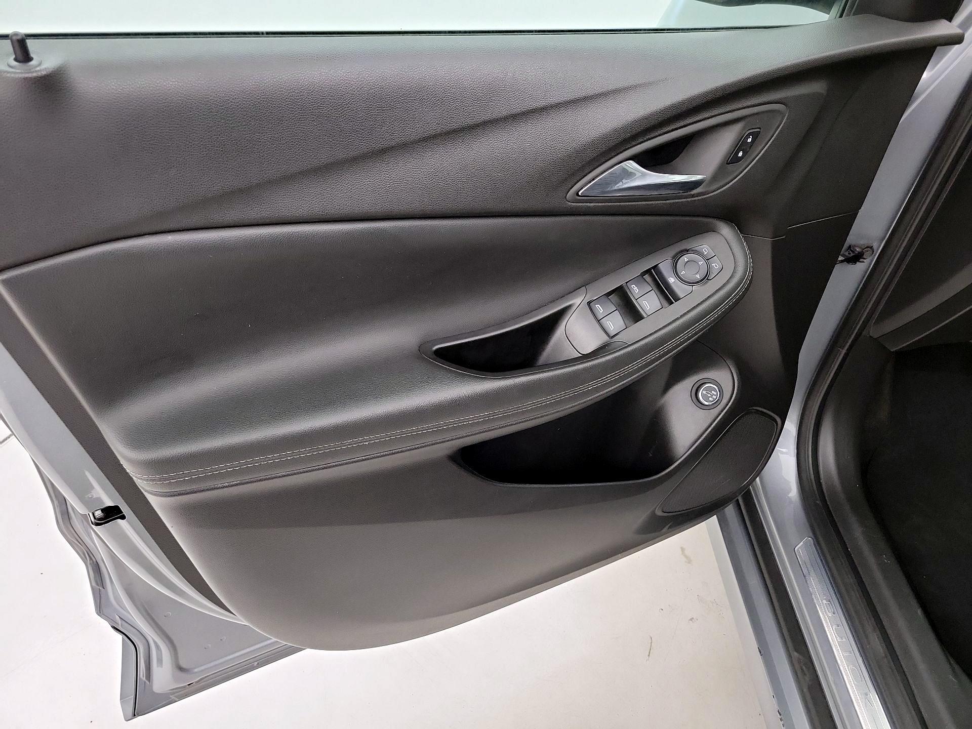 Thumbnail: 2023 Buick Encore GX - 11