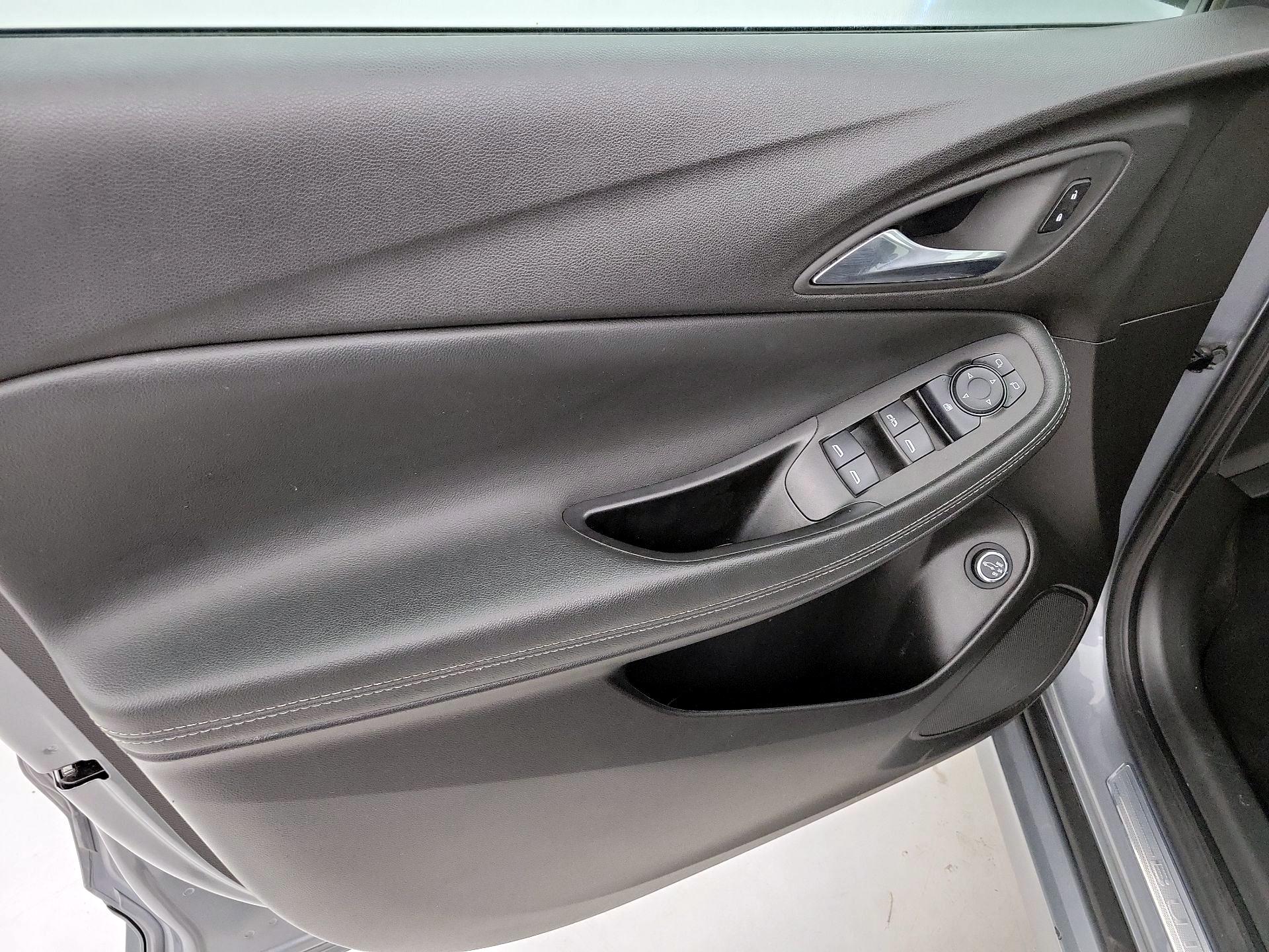 Thumbnail: 2023 Buick Encore GX - 12