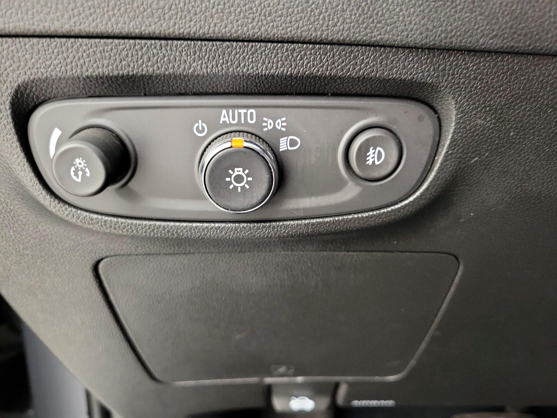 Thumbnail: 2023 Buick Encore GX - 13