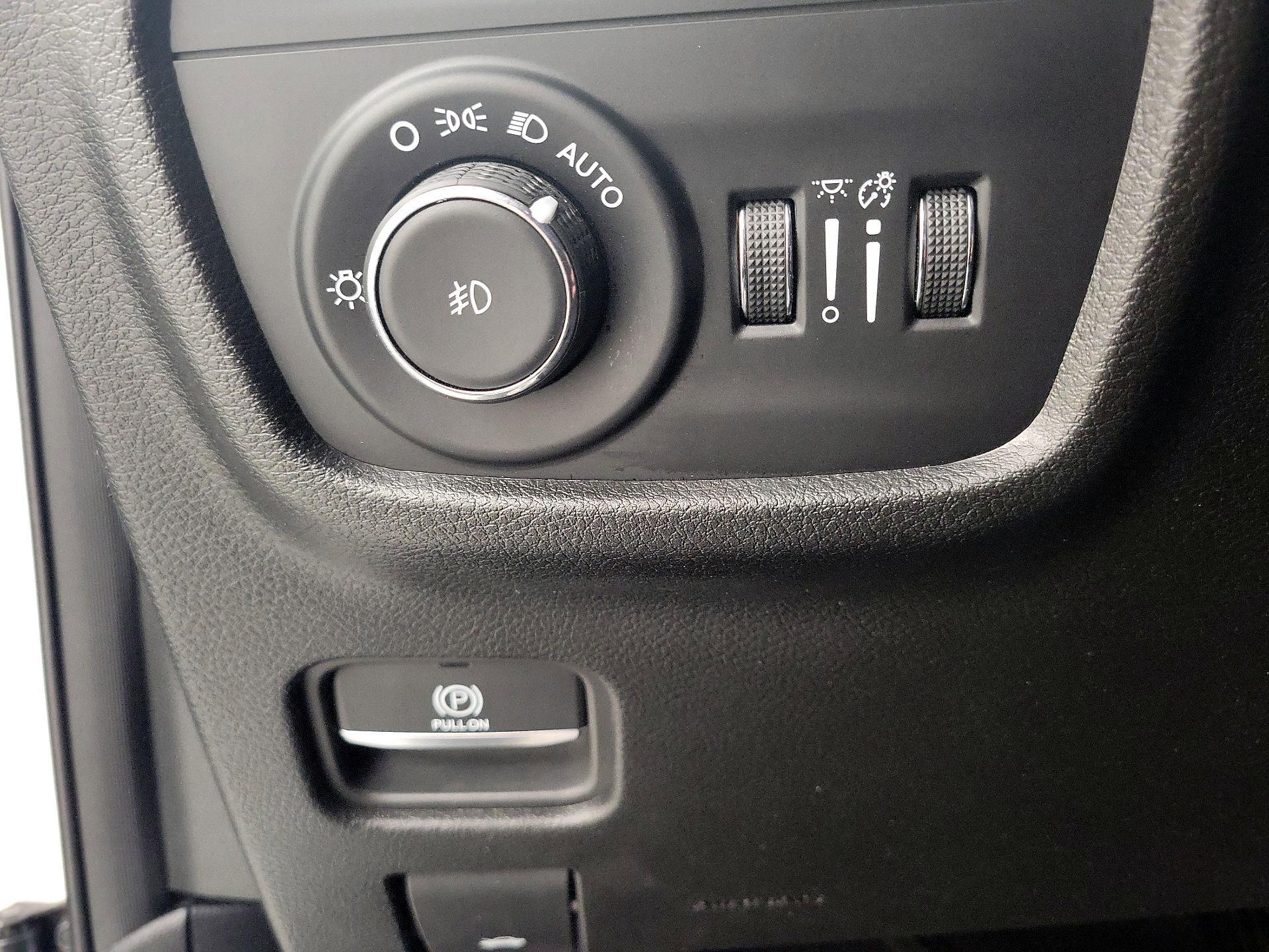 Thumbnail: 2023 Jeep Grand Cherokee - 13