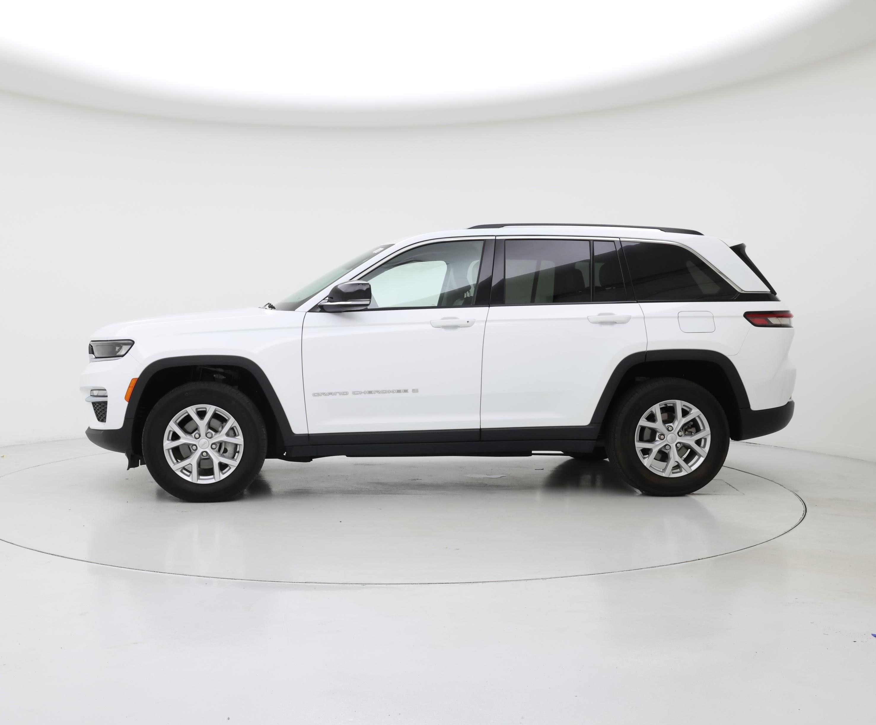 Thumbnail: 2023 Jeep Grand Cherokee - 3