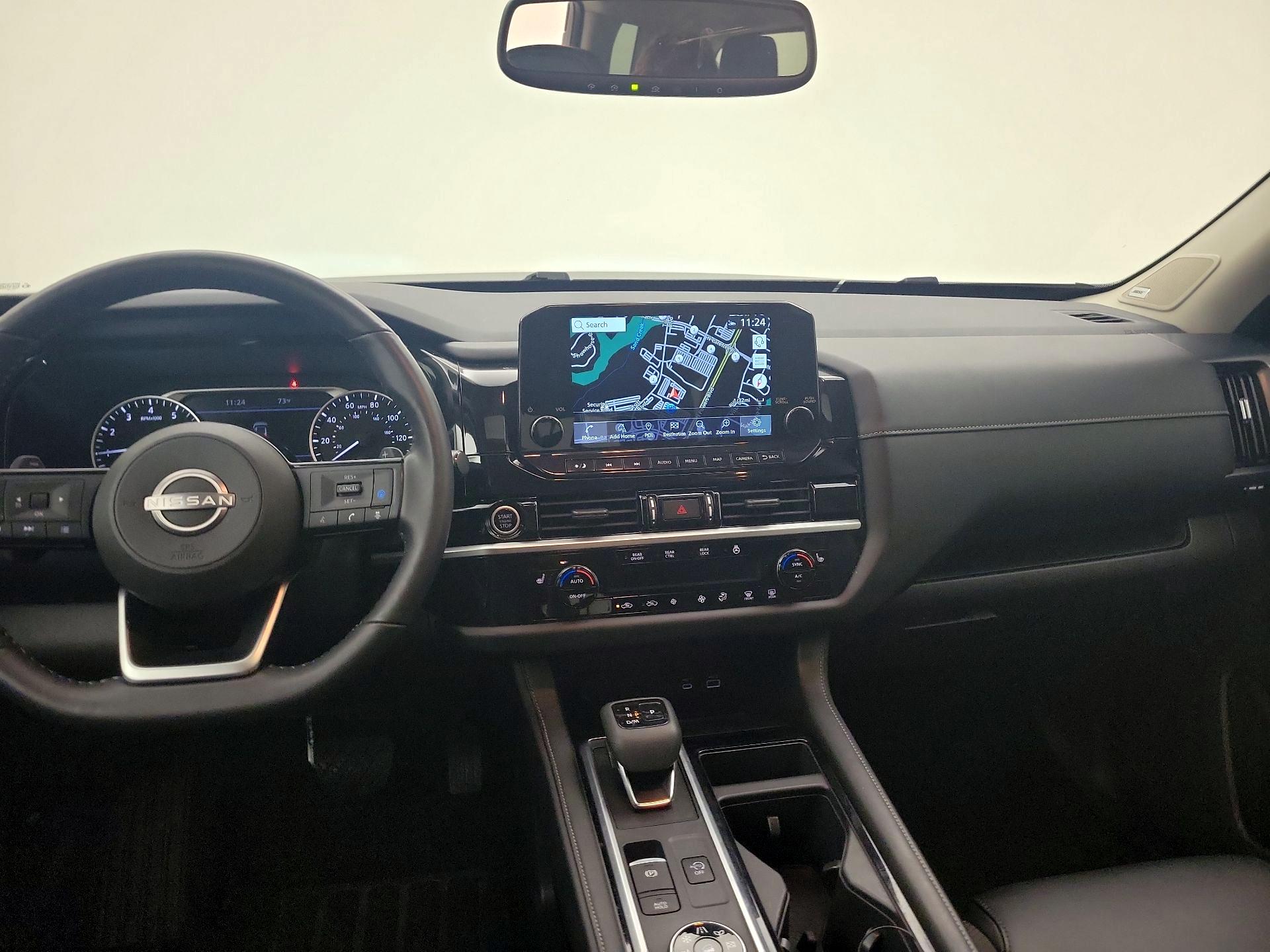 Thumbnail: 2022 Nissan Pathfinder - 9