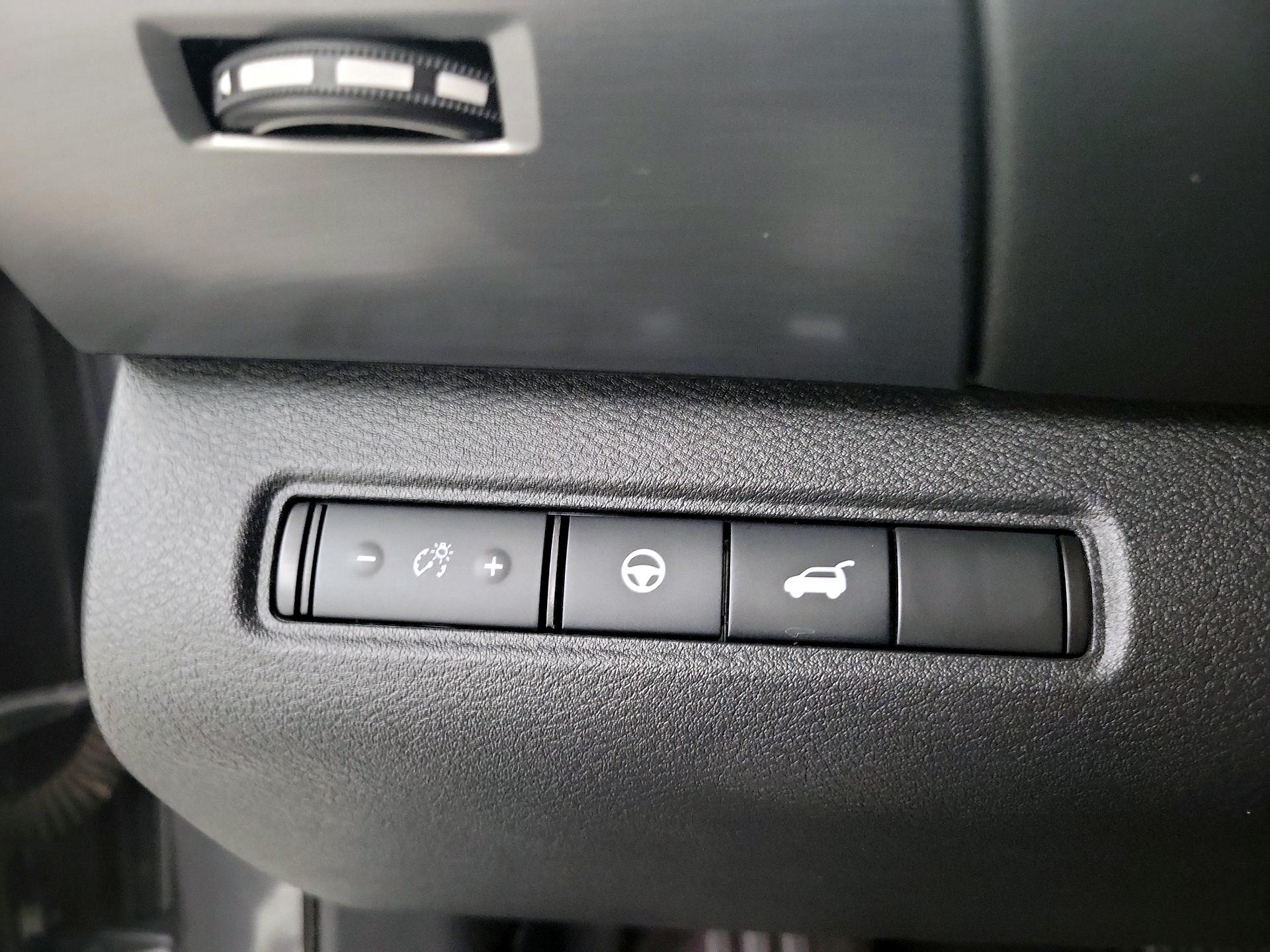 Thumbnail: 2022 Nissan Pathfinder - 13