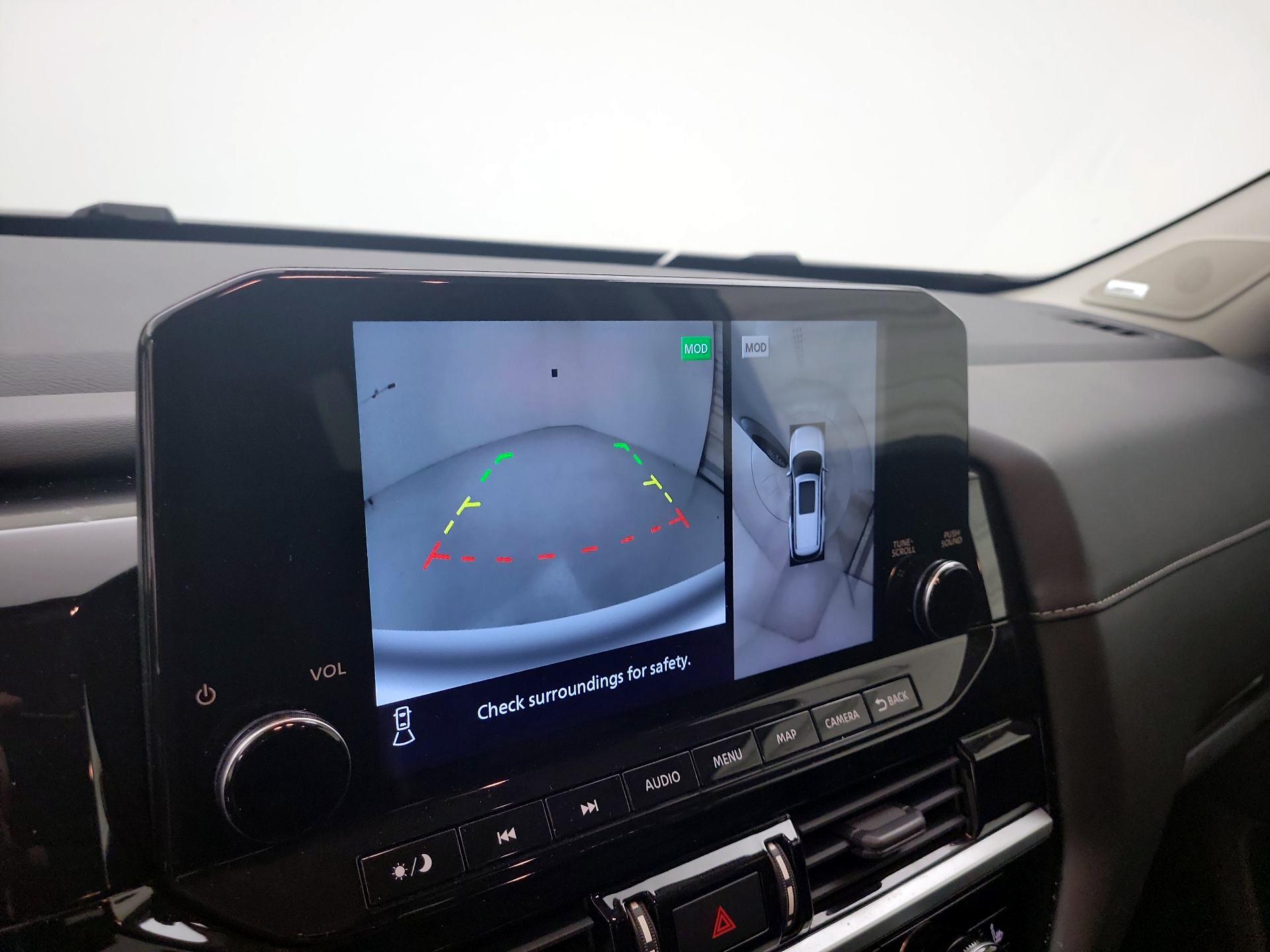 Thumbnail: 2022 Nissan Pathfinder - 15