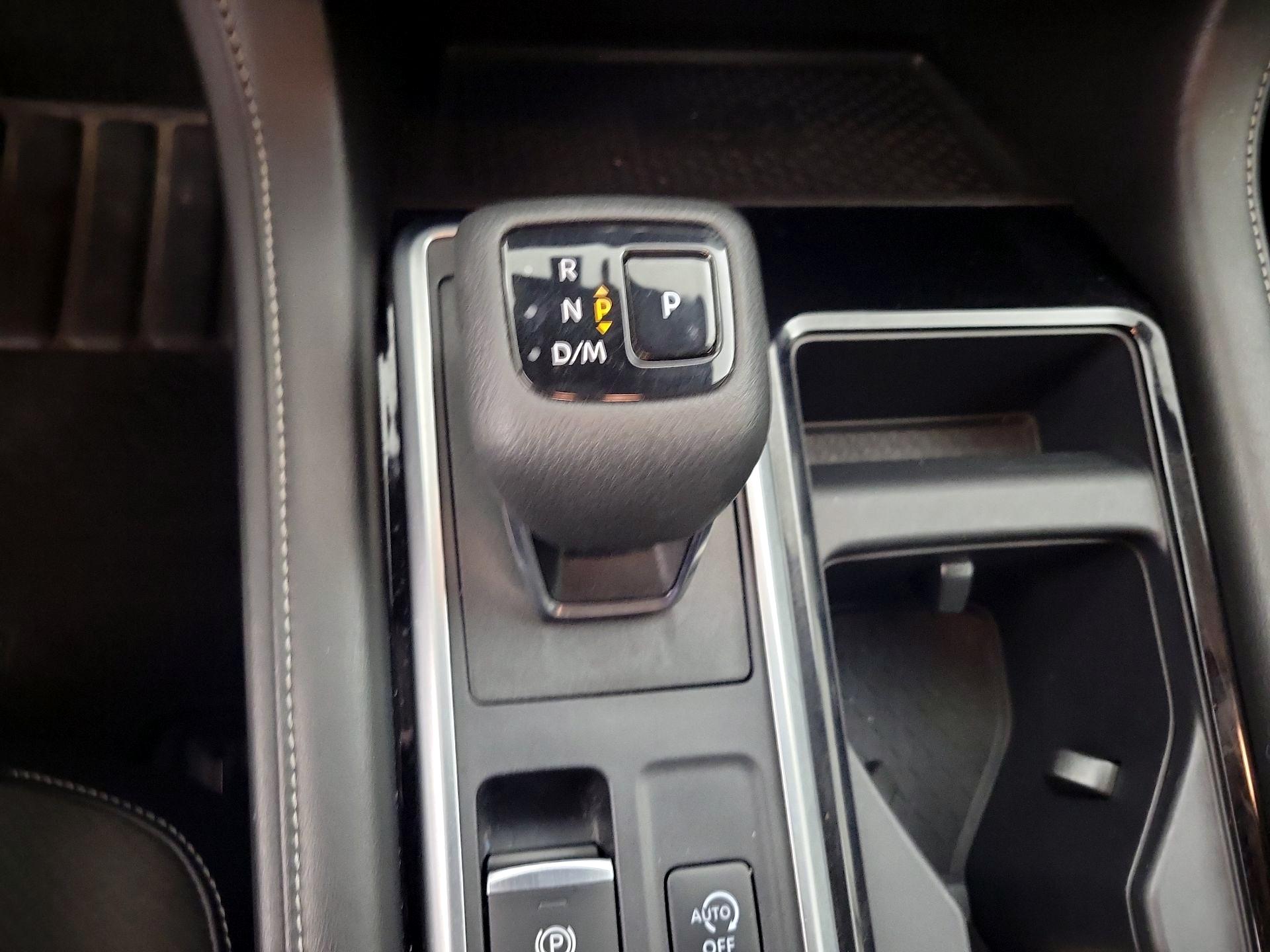 Thumbnail: 2022 Nissan Pathfinder - 18