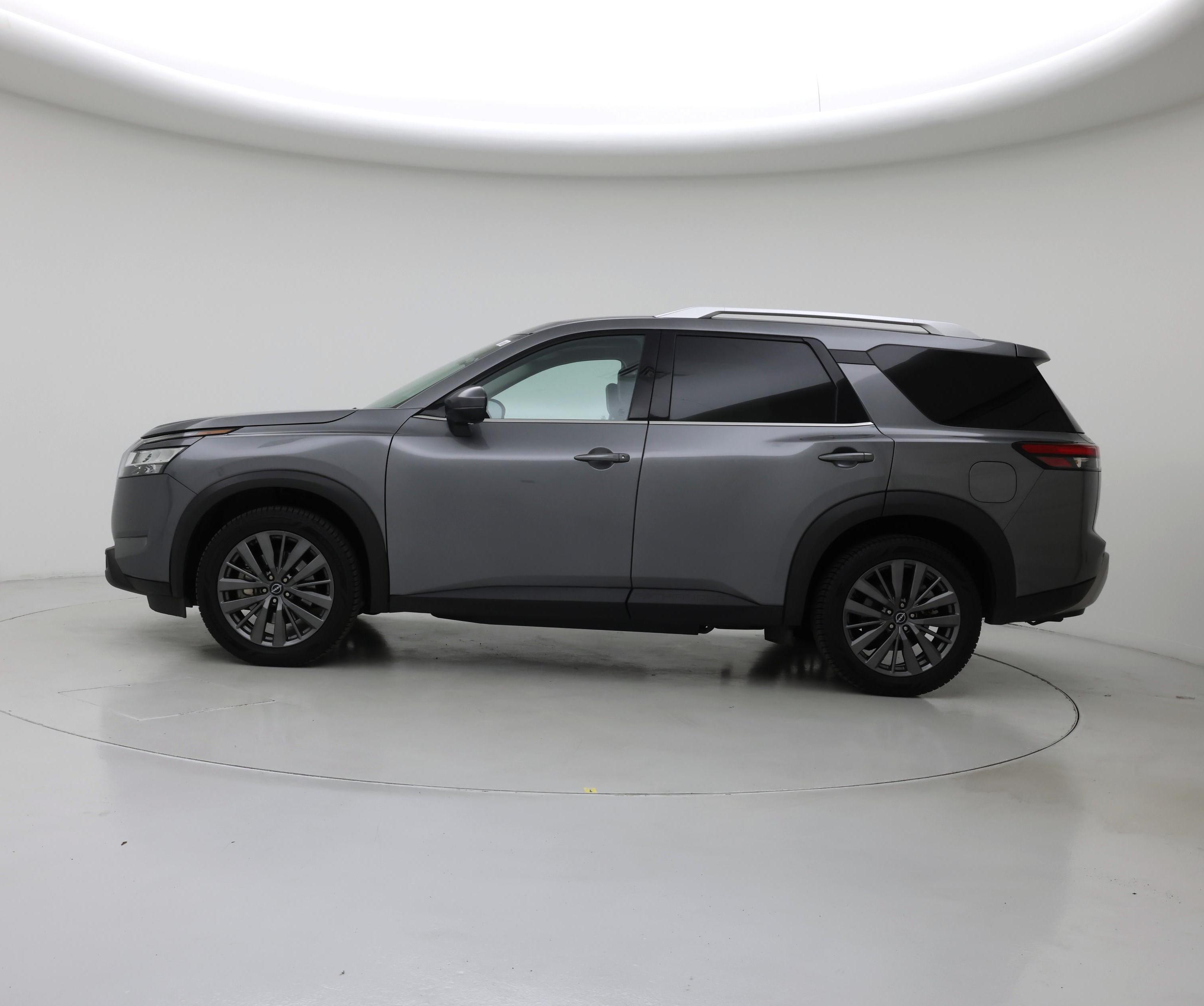 Thumbnail: 2022 Nissan Pathfinder - 3