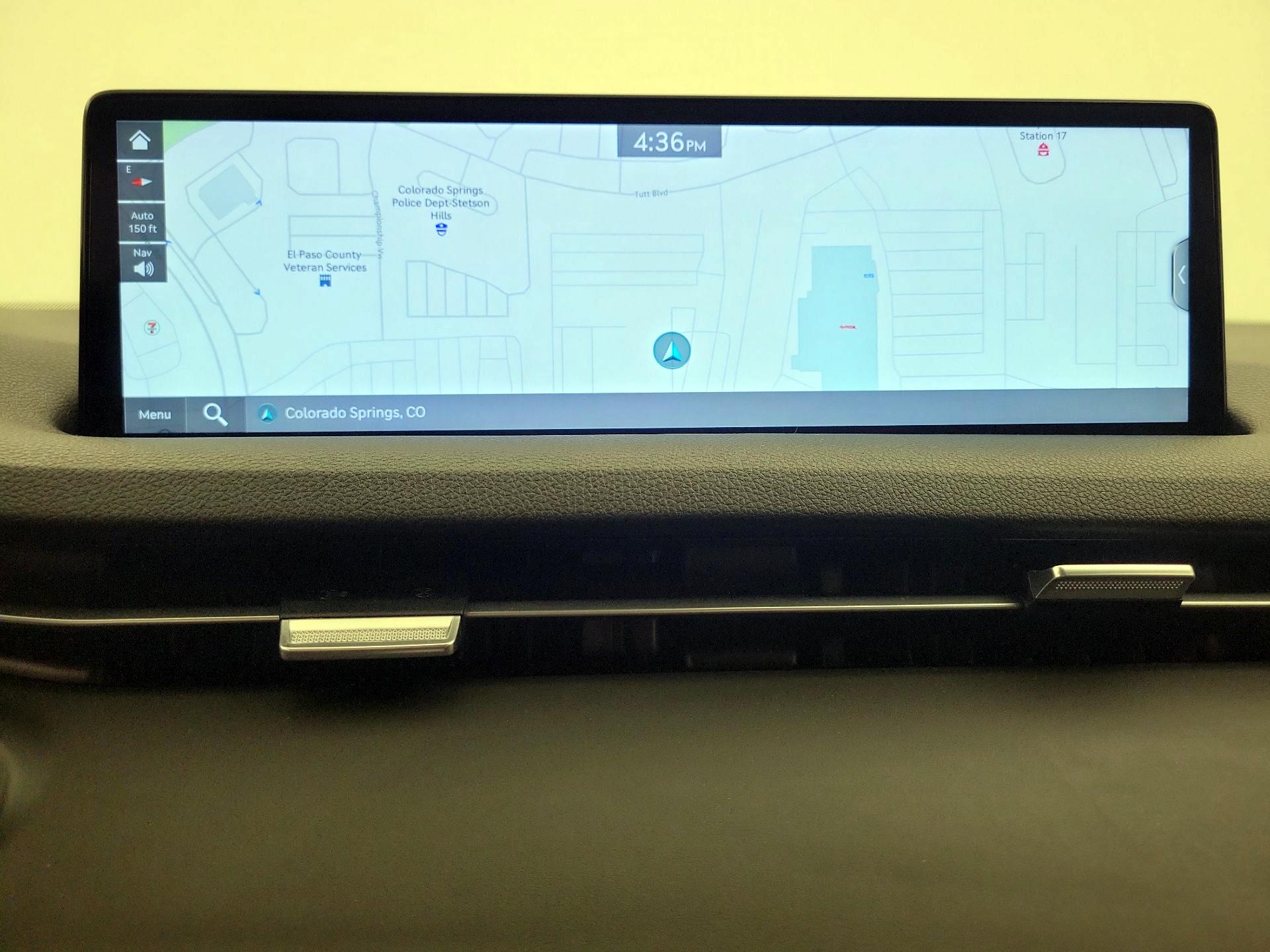 Thumbnail: 2025 Genesis GV70 - 14