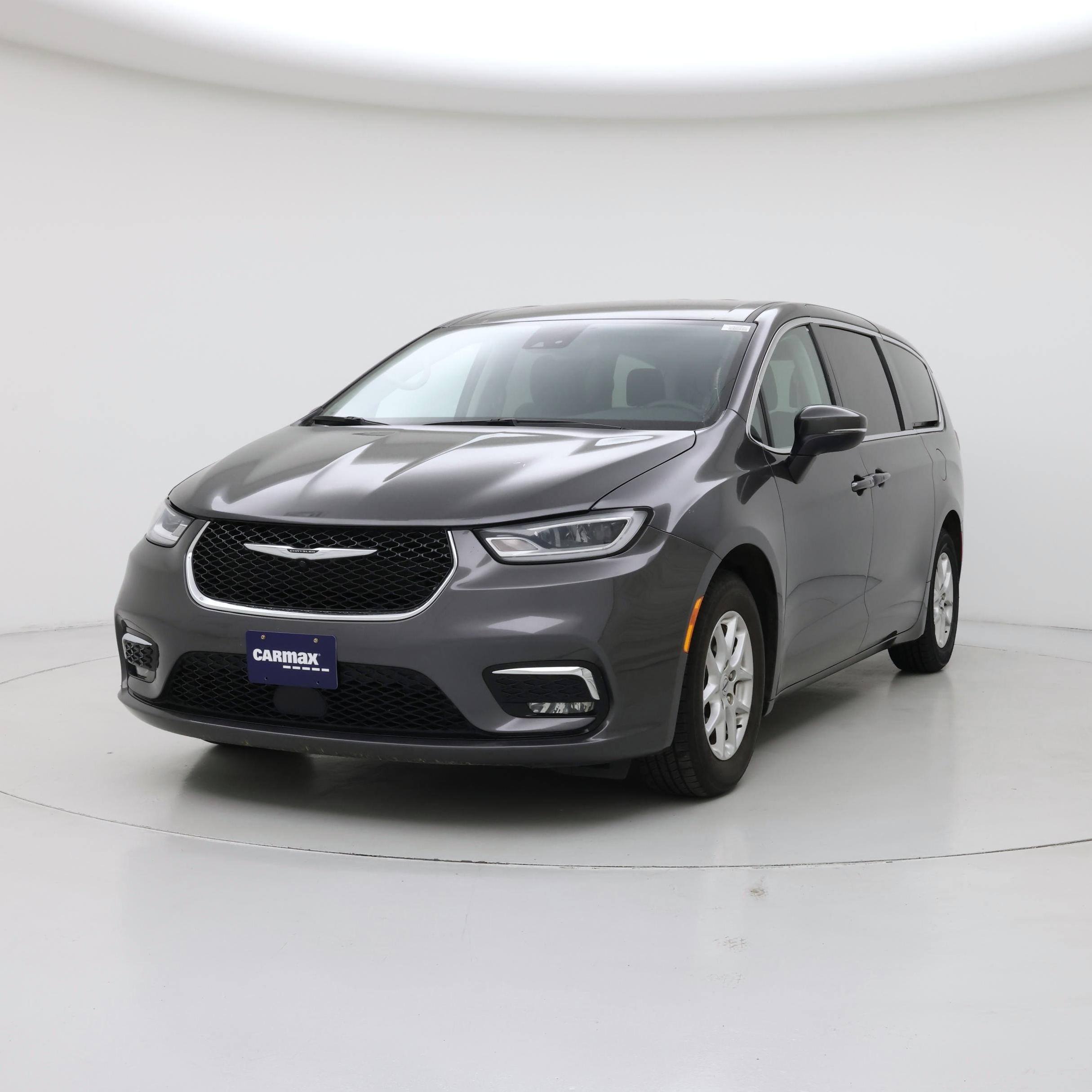 Thumbnail: 2023 Chrysler Pacifica - 4