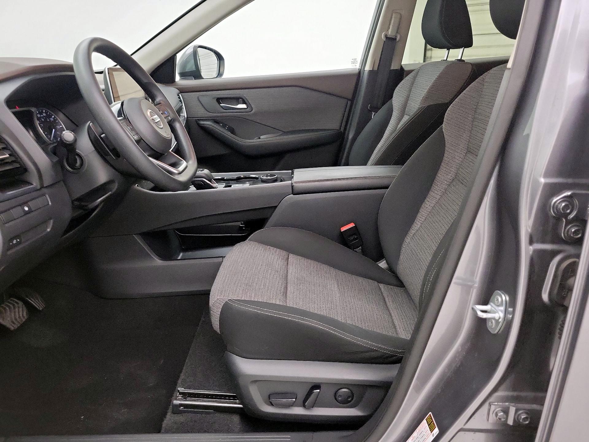 Thumbnail: 2021 Nissan Rogue - 11