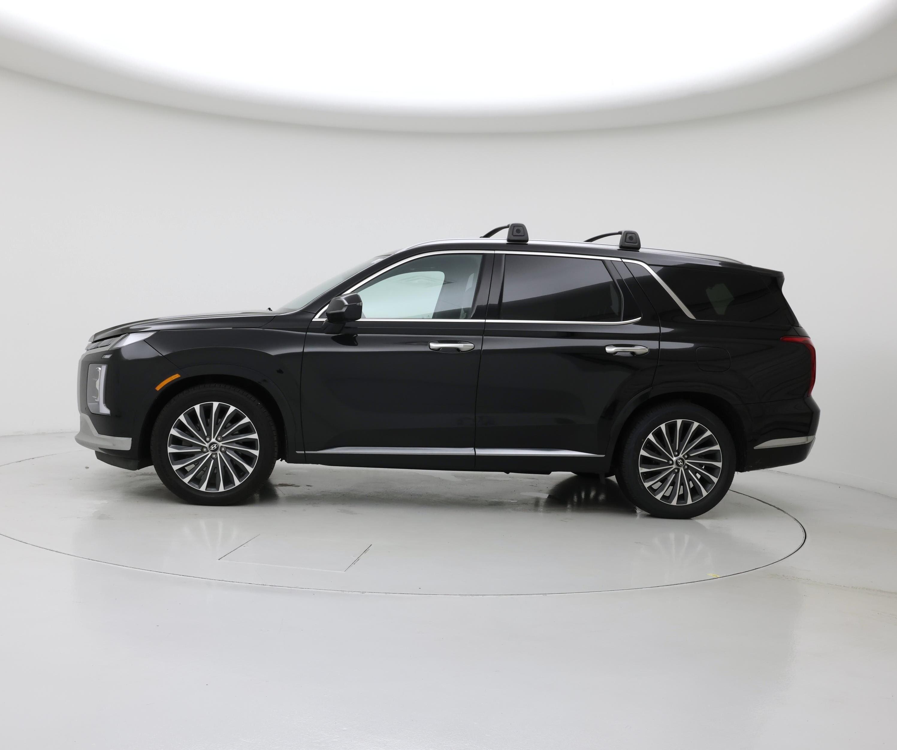 Thumbnail: 2023 Hyundai Palisade - 3
