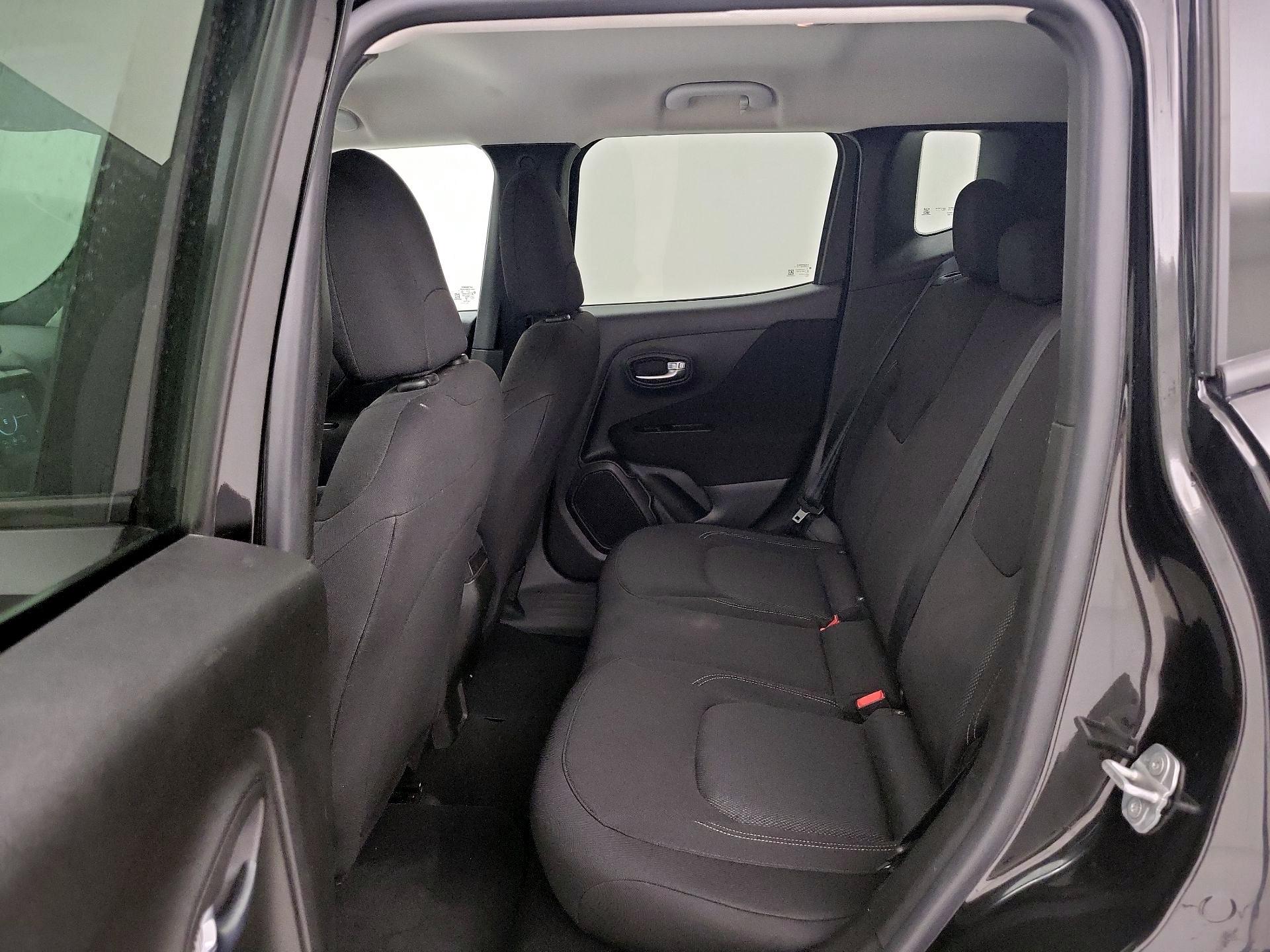 Thumbnail: 2021 Jeep Renegade - 19