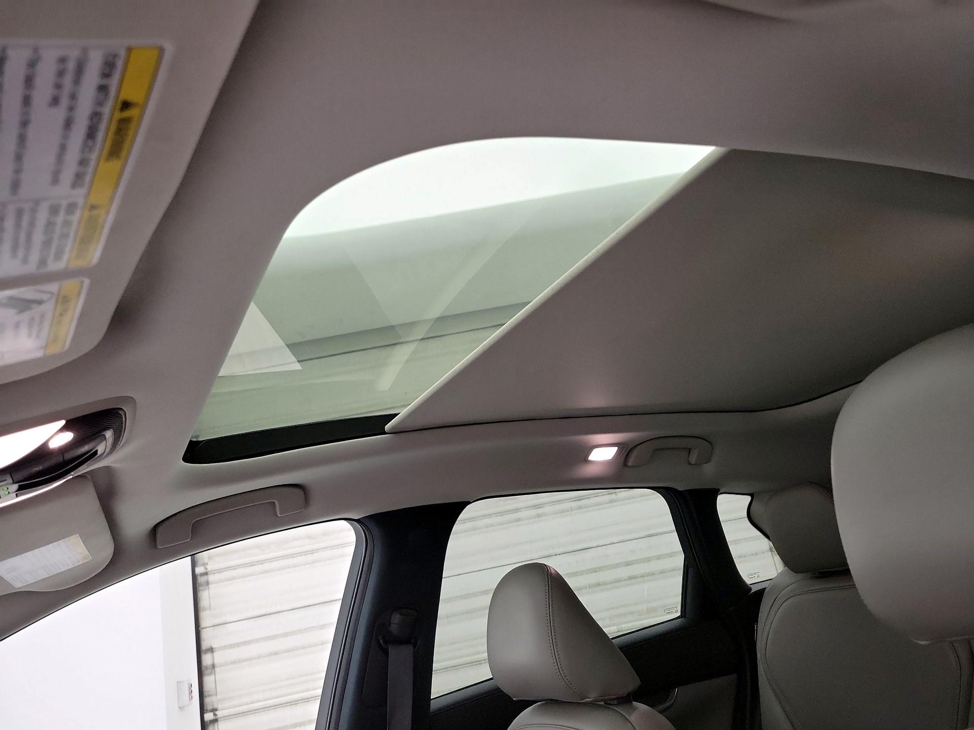 Thumbnail: 2024 INFINITI QX50 - 19