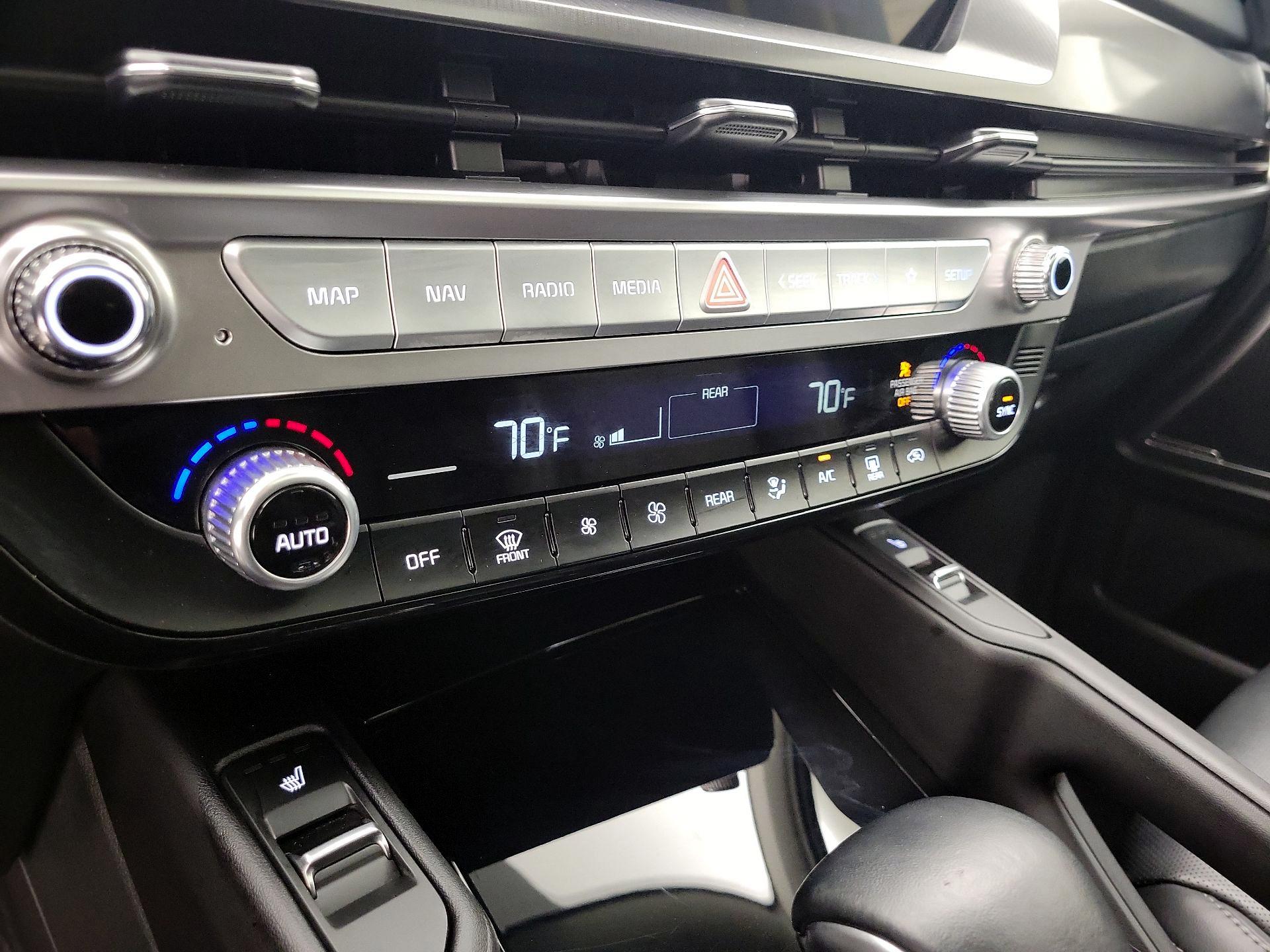 Thumbnail: 2025 Kia Telluride - 17