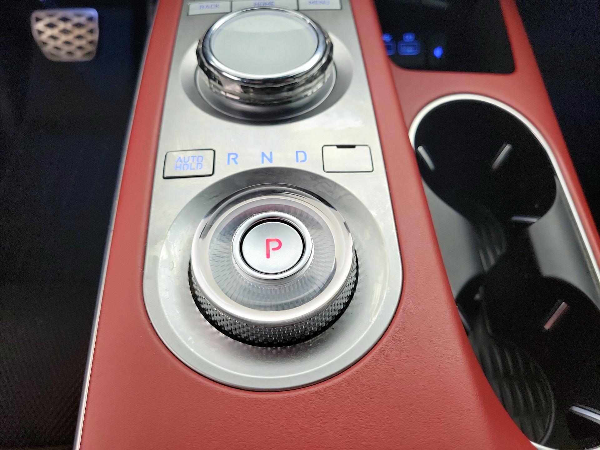 Thumbnail: 2023 Genesis GV70 - 17