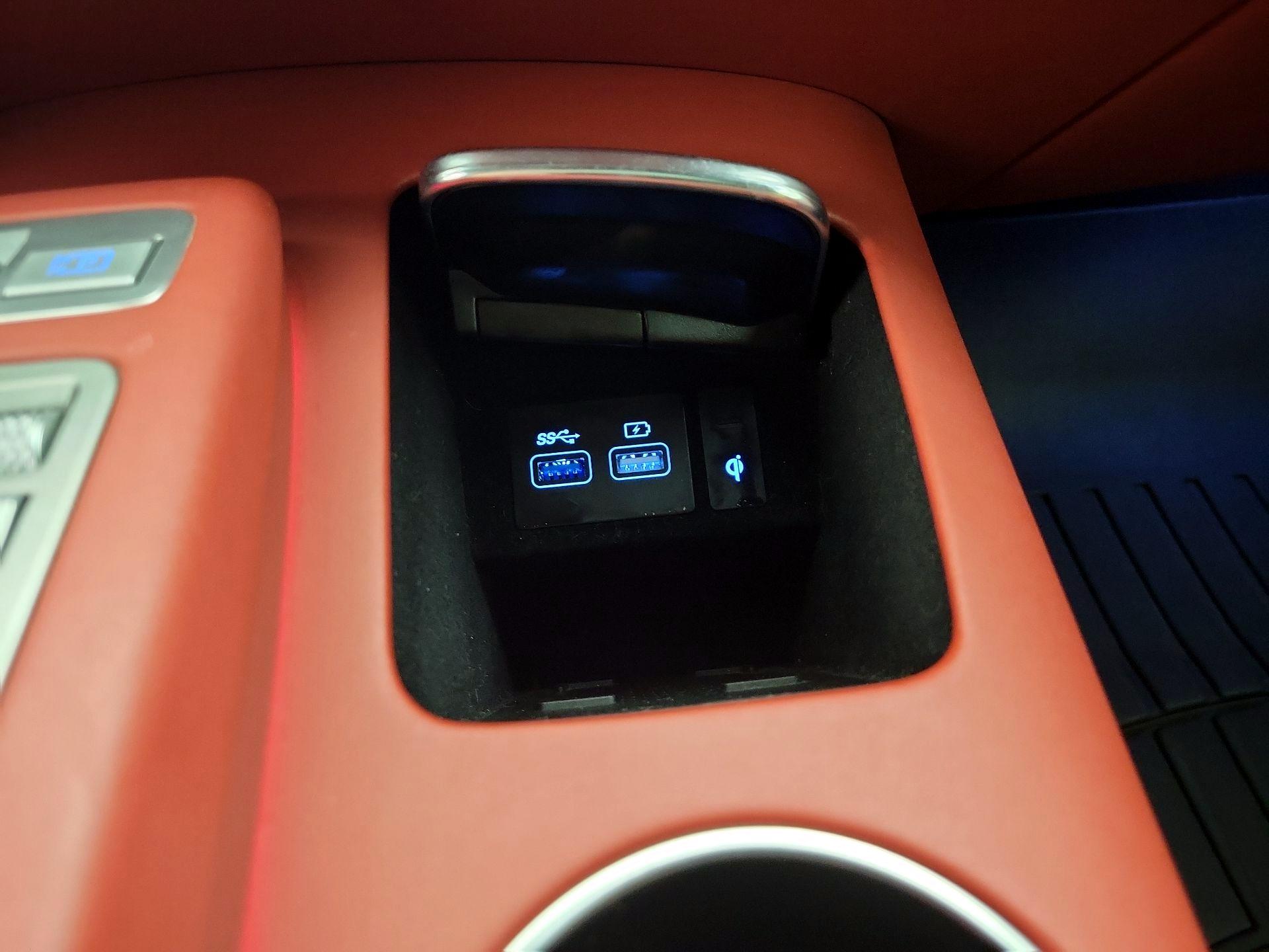 Thumbnail: 2023 Genesis GV70 - 18