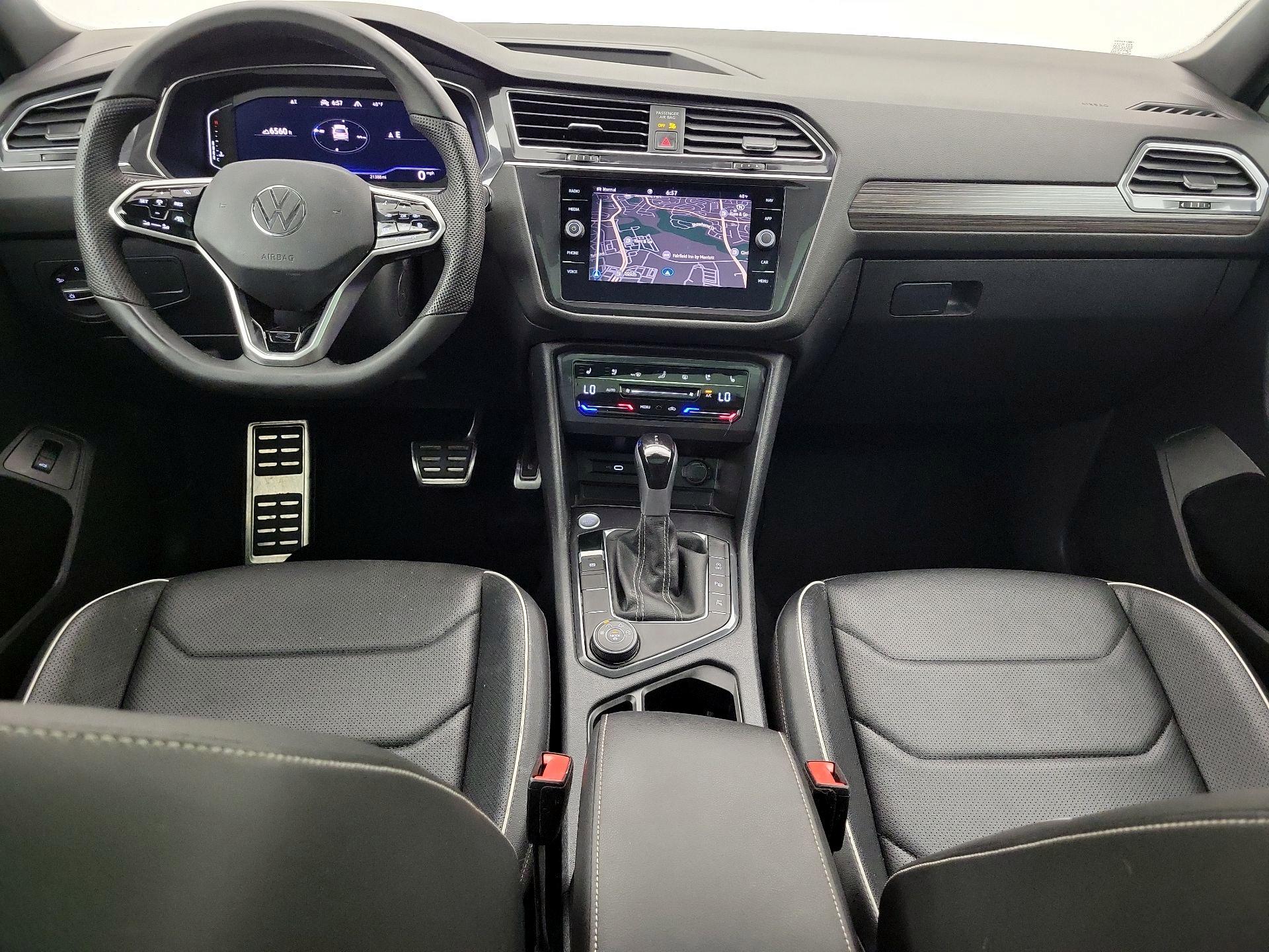 Thumbnail: 2022 Volkswagen Tiguan - 9