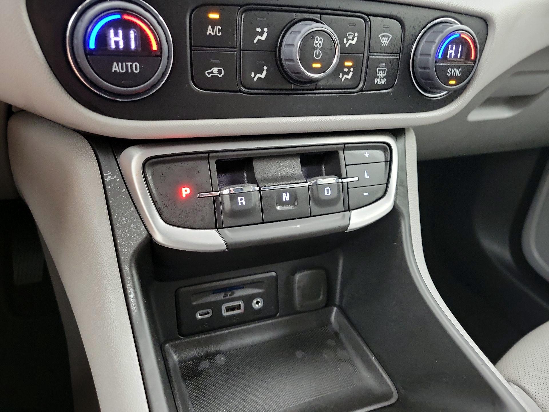 Thumbnail: 2022 GMC Terrain - 18