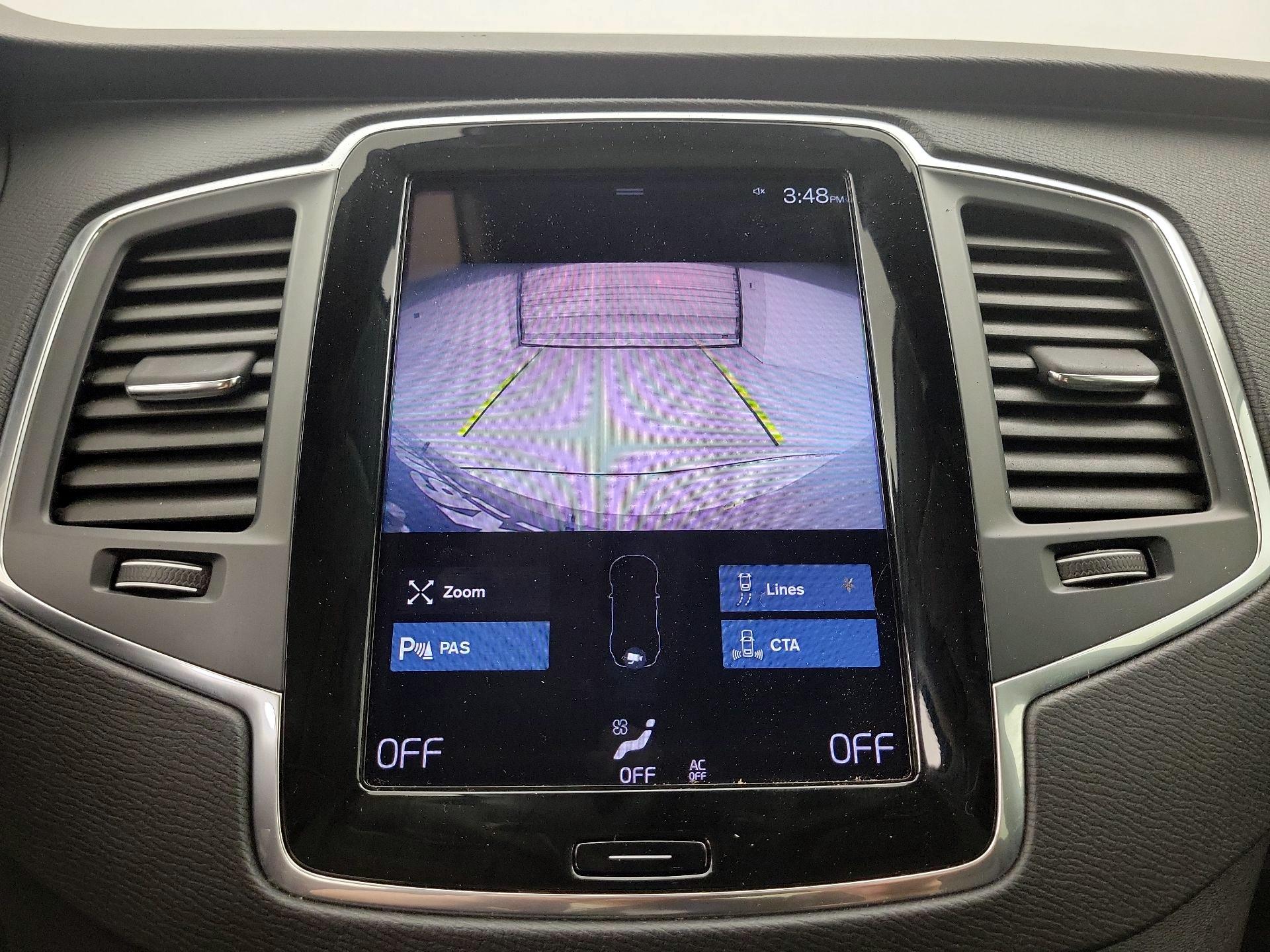 Thumbnail: 2022 Volvo XC90 - 14