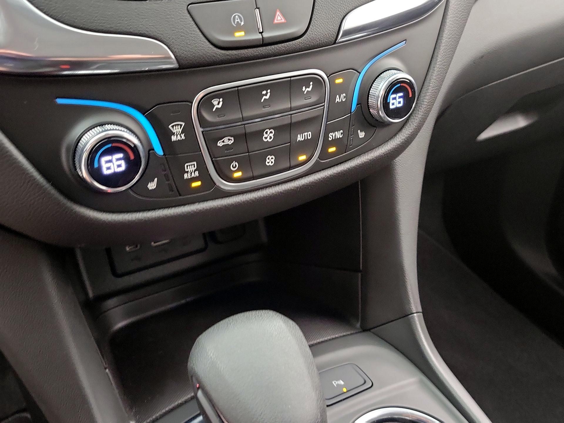 Thumbnail: 2024 Chevrolet Equinox - 16