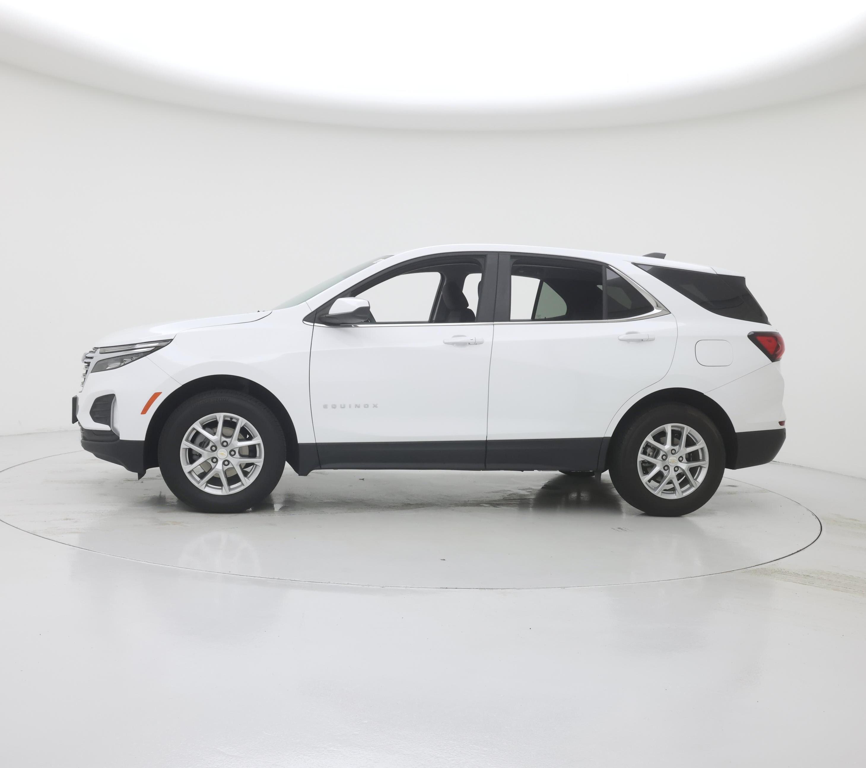 Thumbnail: 2024 Chevrolet Equinox - 3