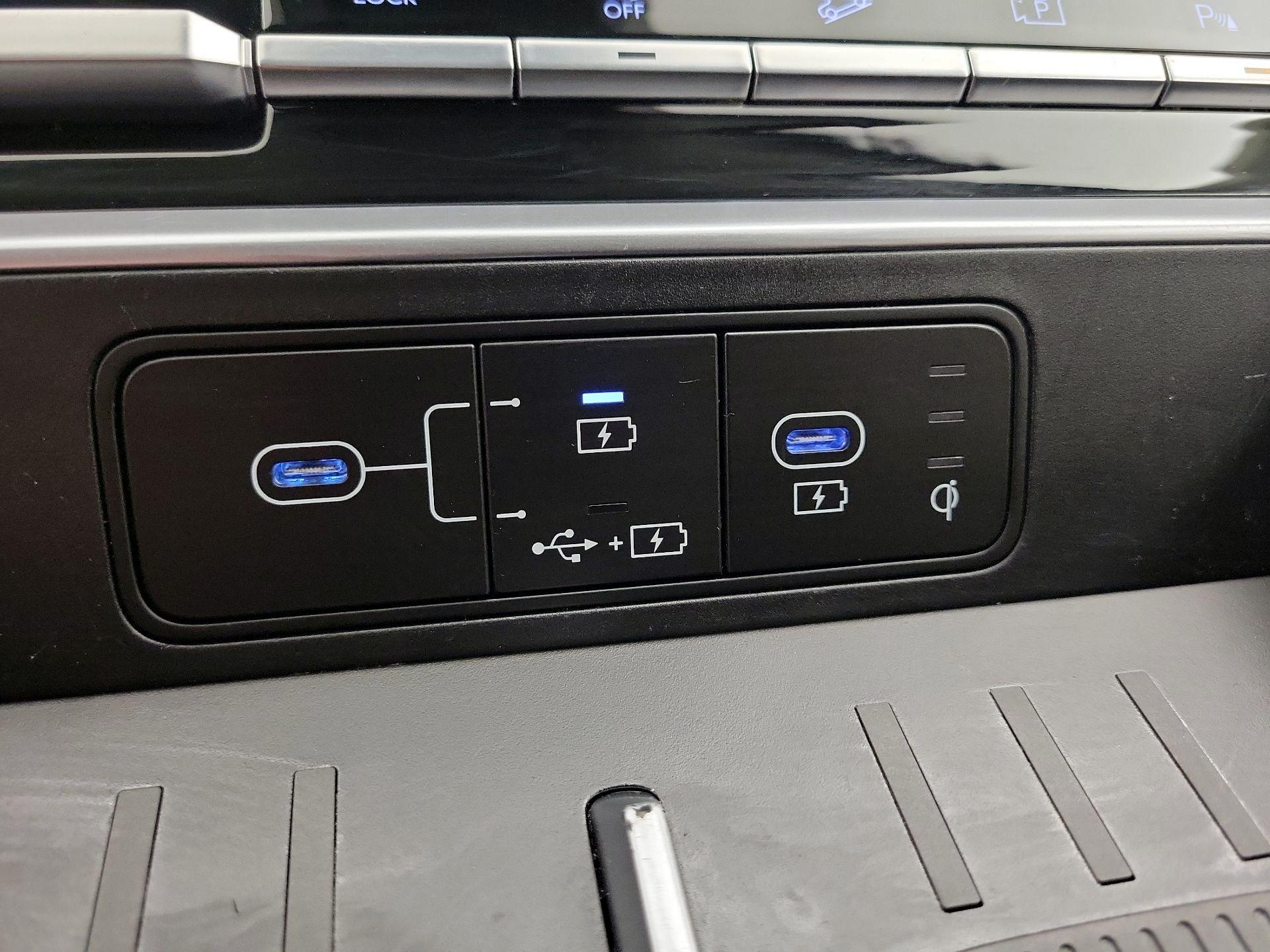 Thumbnail: 2024 Hyundai Santa Fe - 18