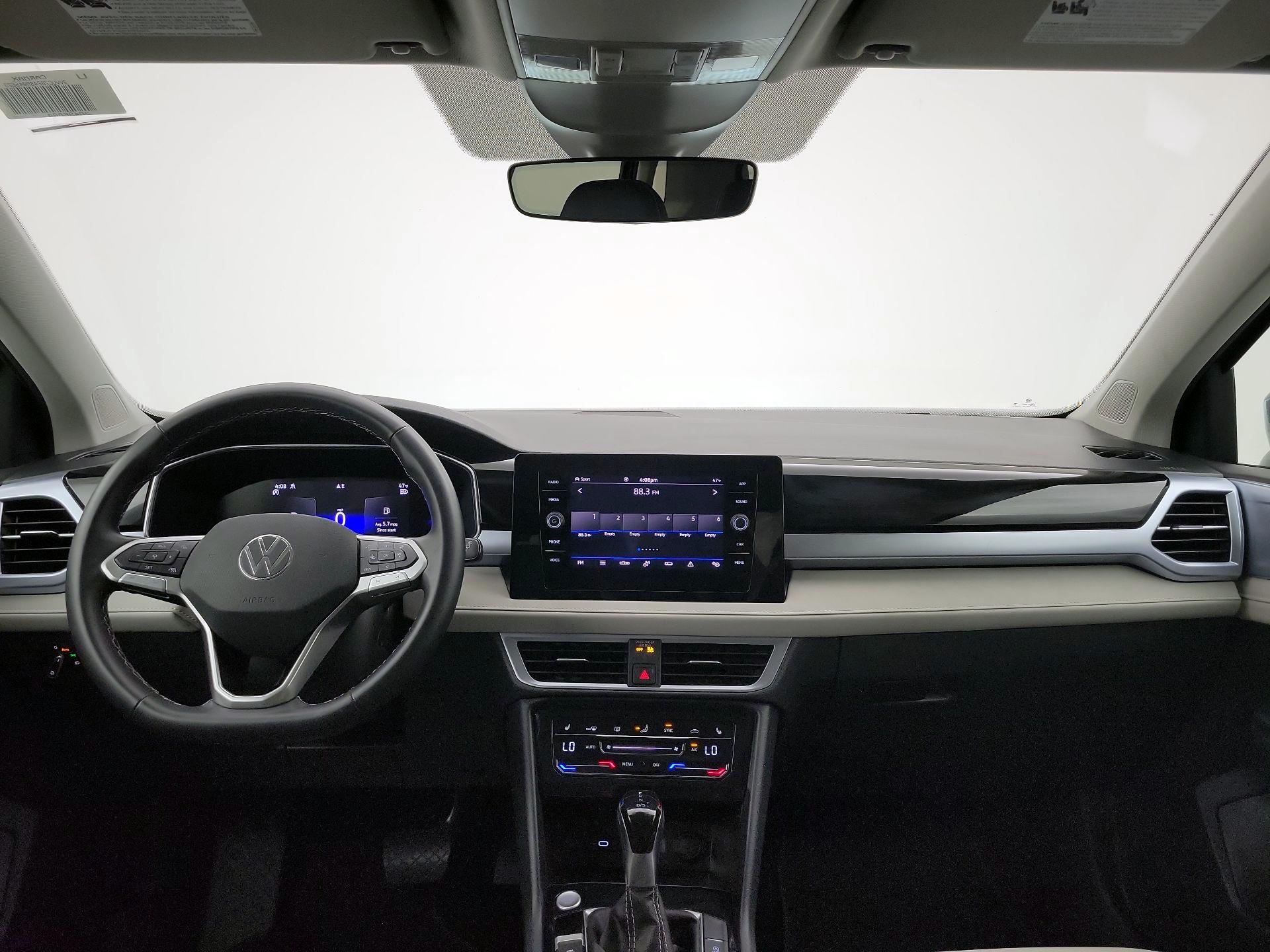 Thumbnail: 2025 Volkswagen Taos - 9