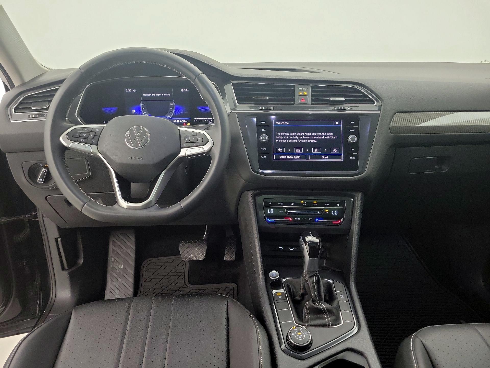 Thumbnail: 2022 Volkswagen Tiguan - 9