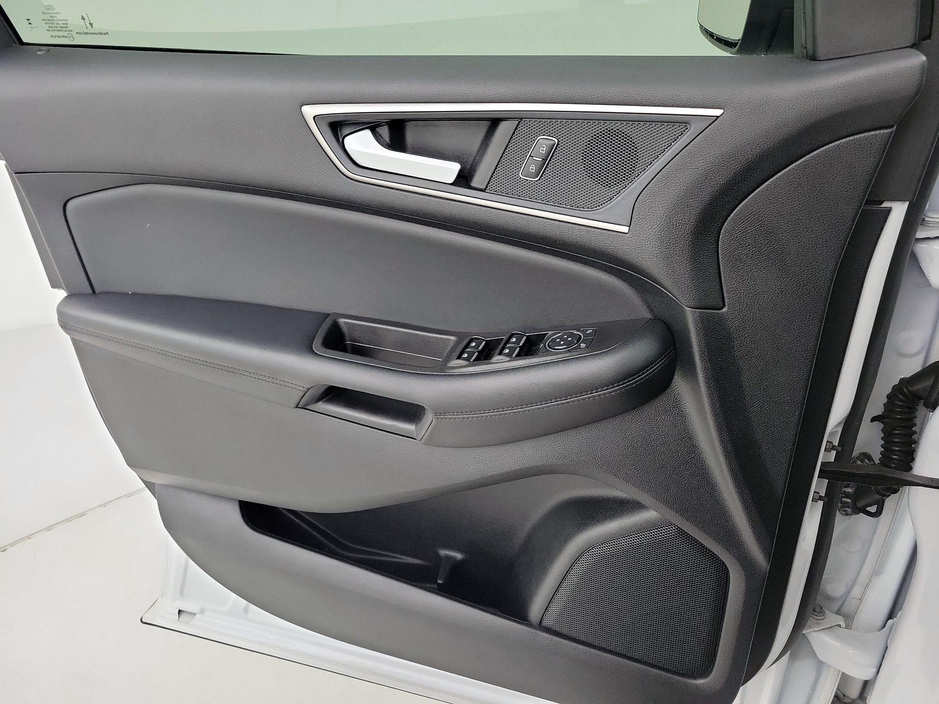 Thumbnail: 2023 Ford Edge - 12