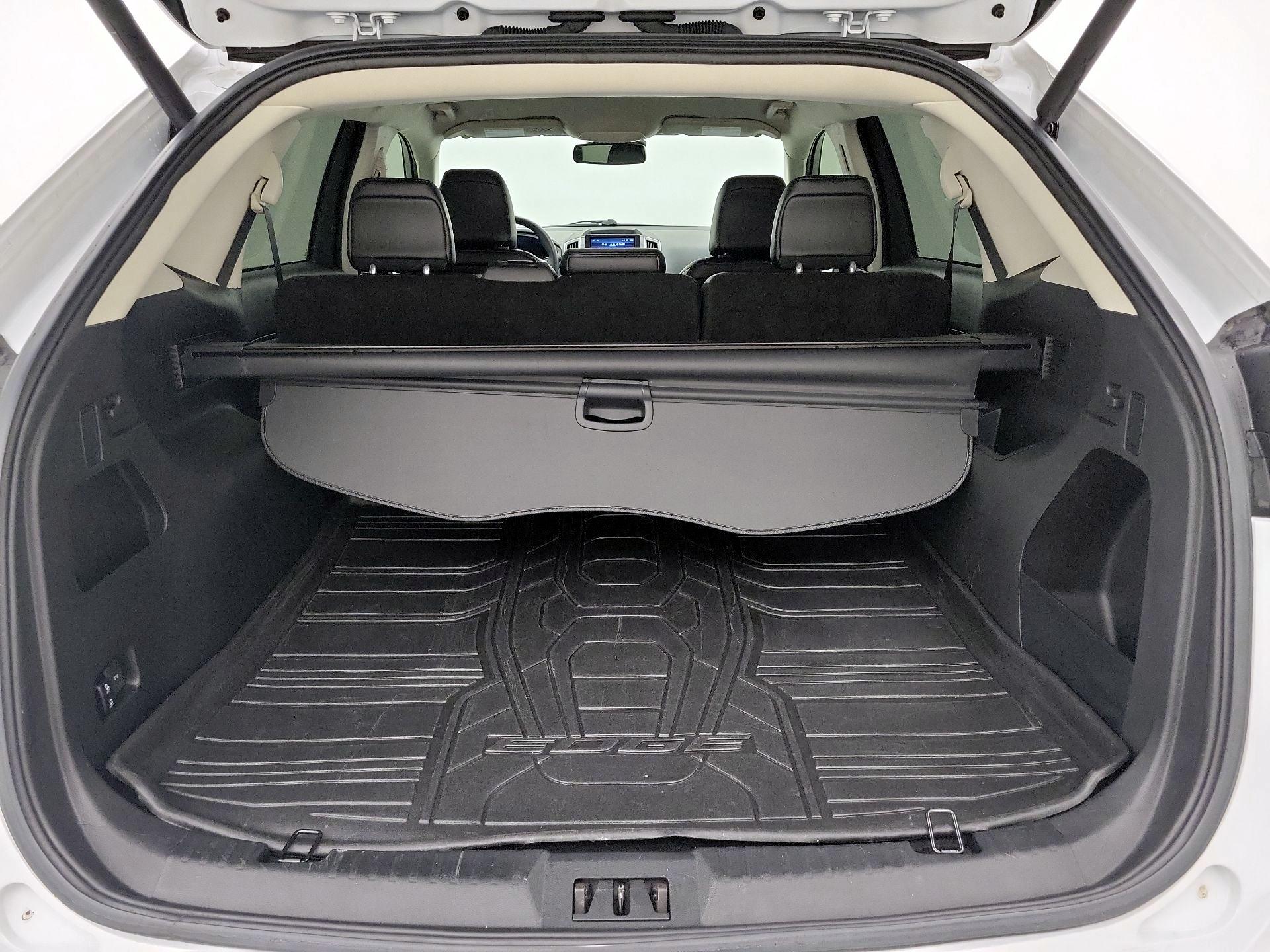 Thumbnail: 2023 Ford Edge - 20