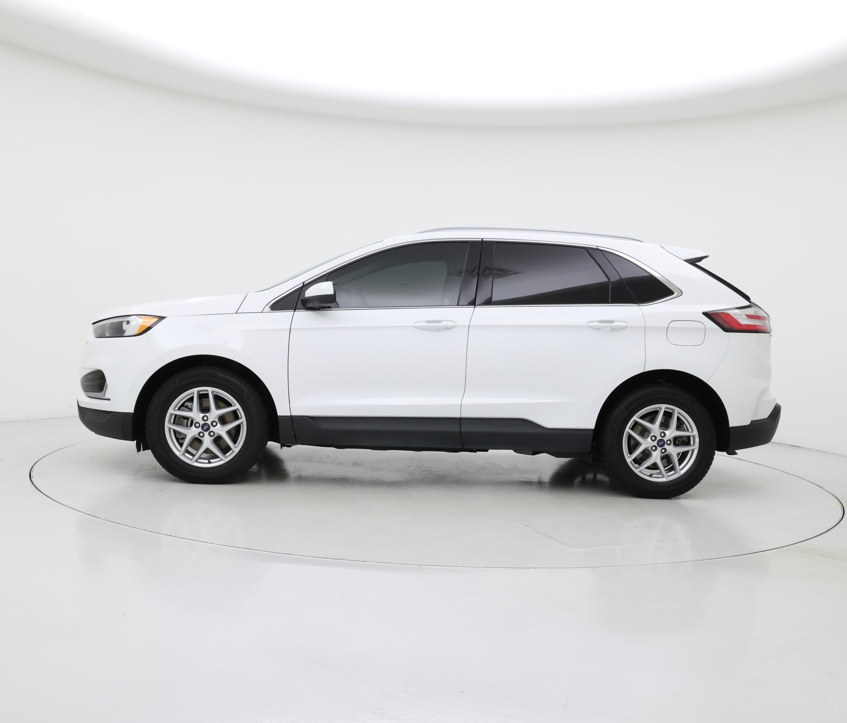 Thumbnail: 2023 Ford Edge - 3