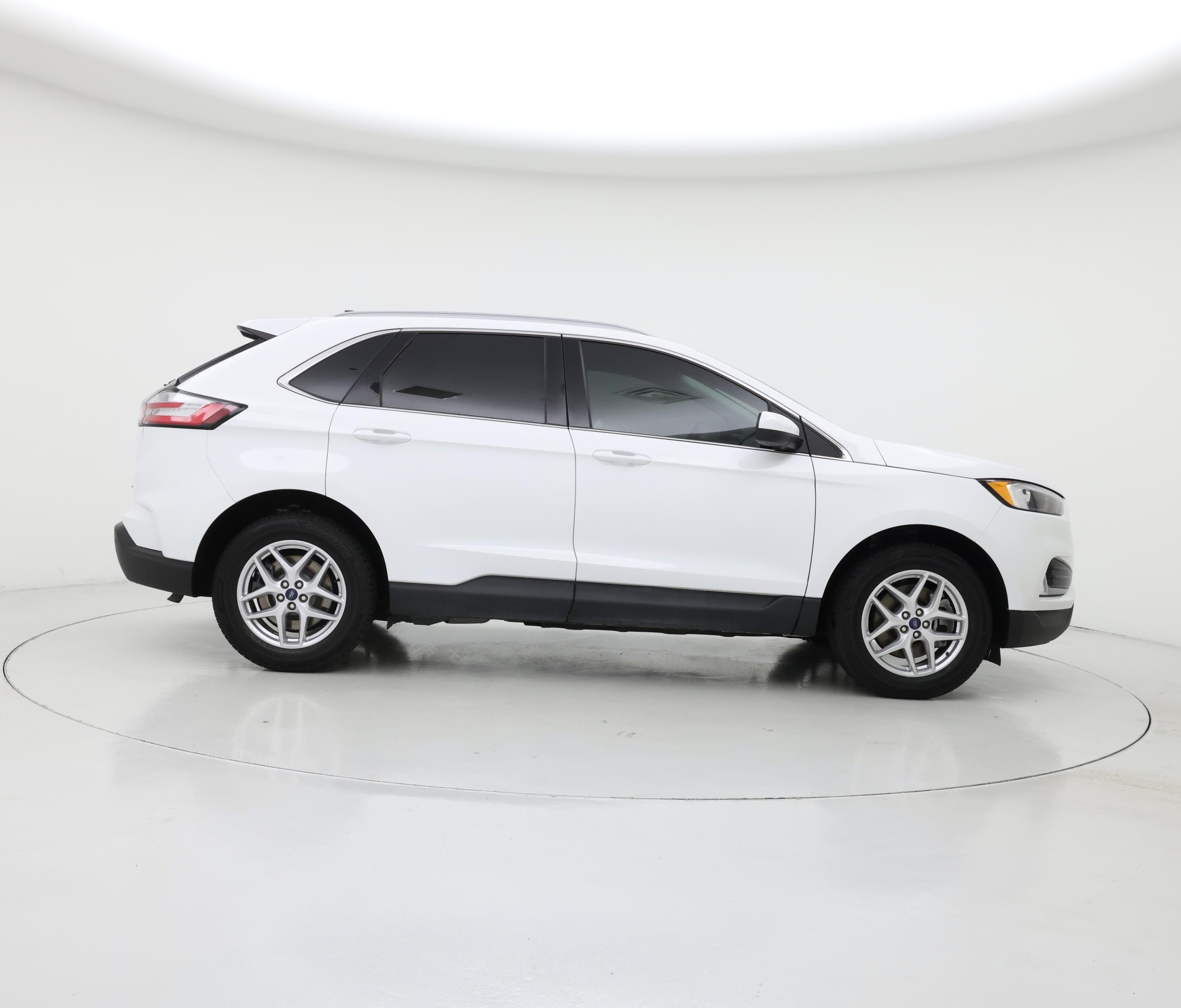 Thumbnail: 2023 Ford Edge - 7