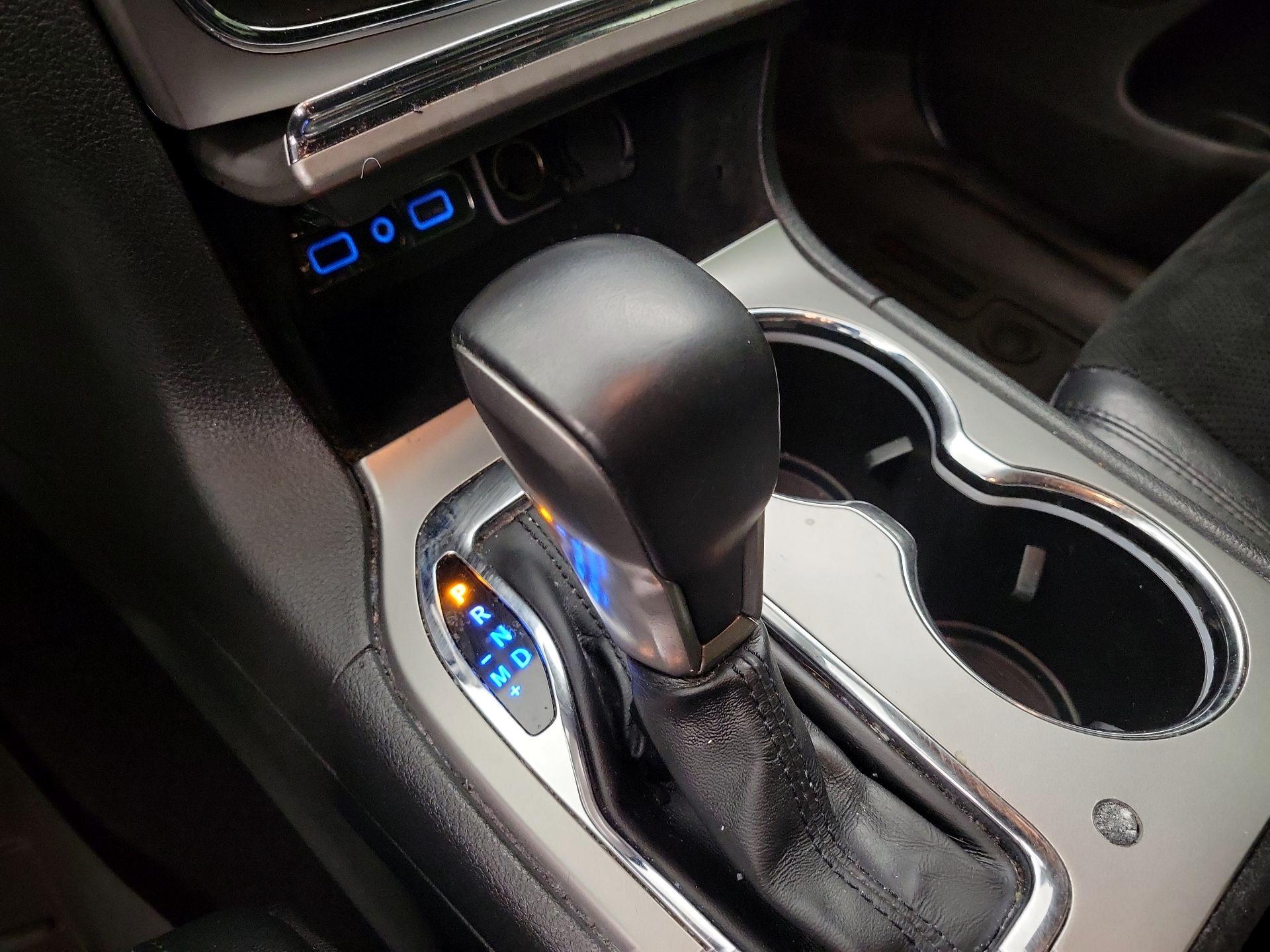 Thumbnail: 2018 Jeep Grand Cherokee - 17