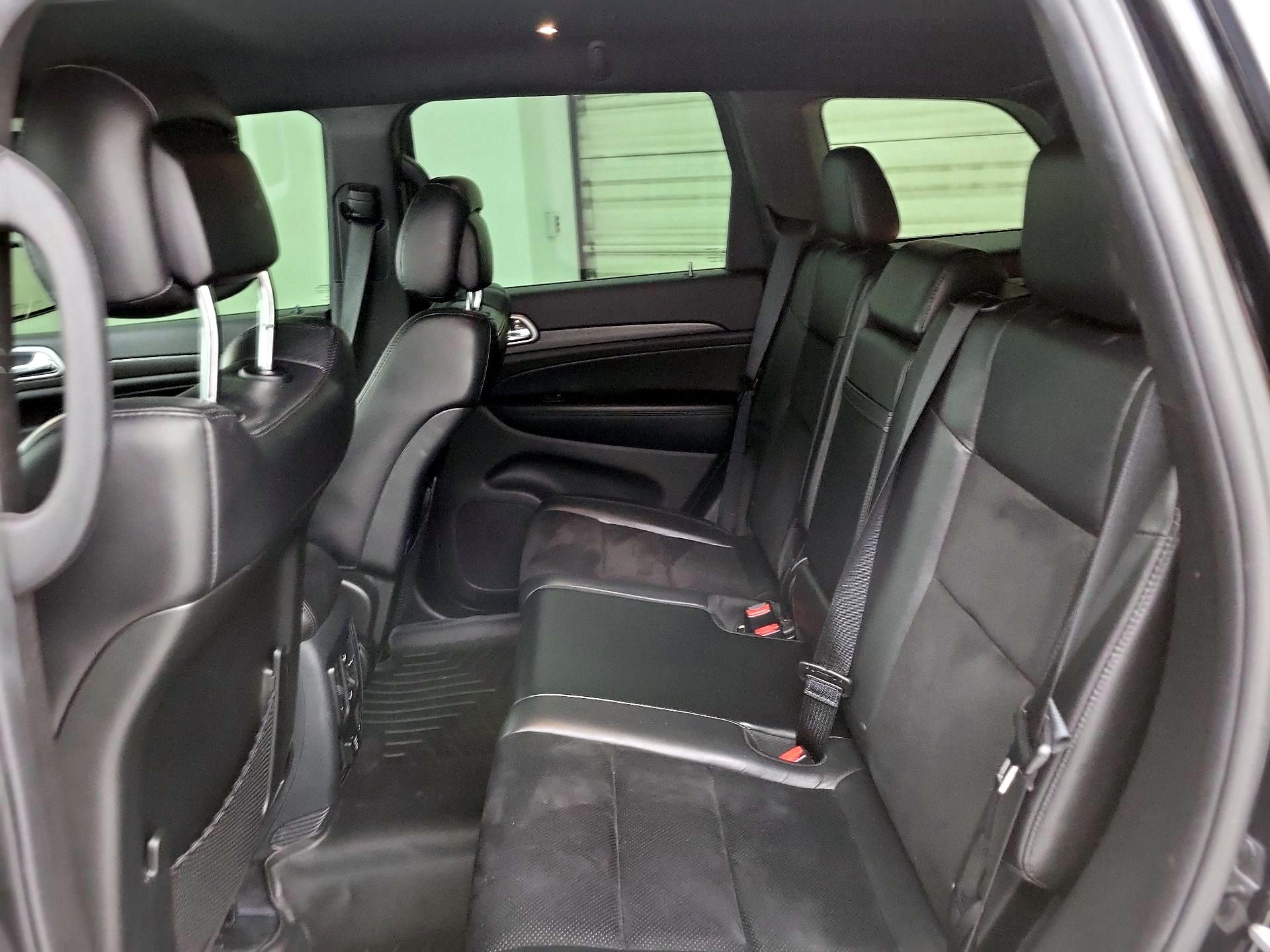 Thumbnail: 2018 Jeep Grand Cherokee - 19