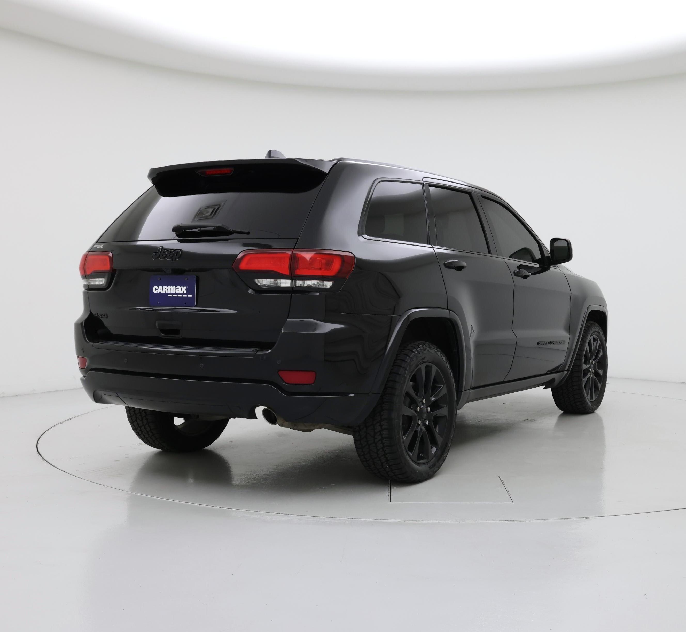 Thumbnail: 2018 Jeep Grand Cherokee - 8