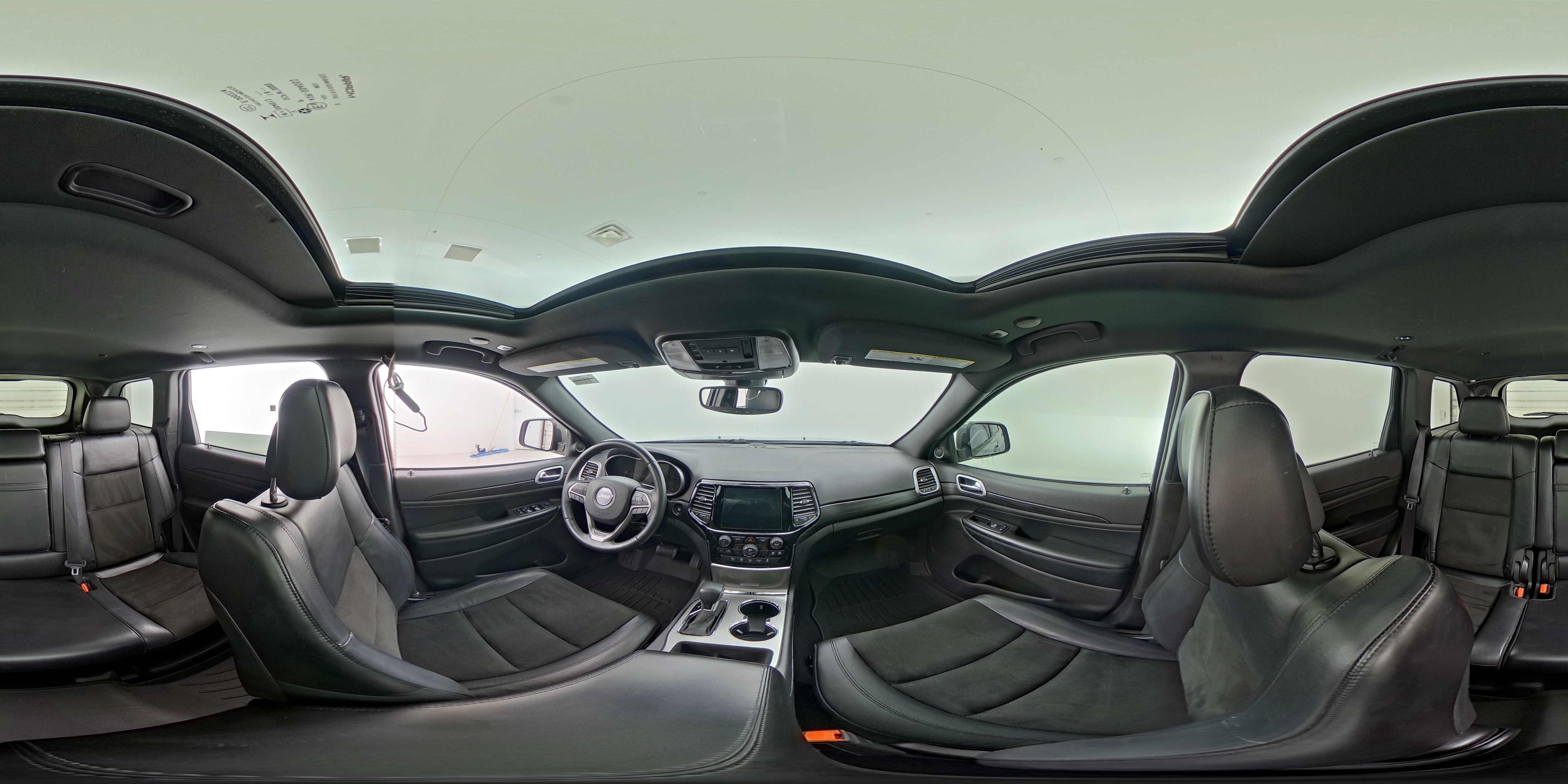 2019 Jeep Grand Cherokee Altitude - Photo 26