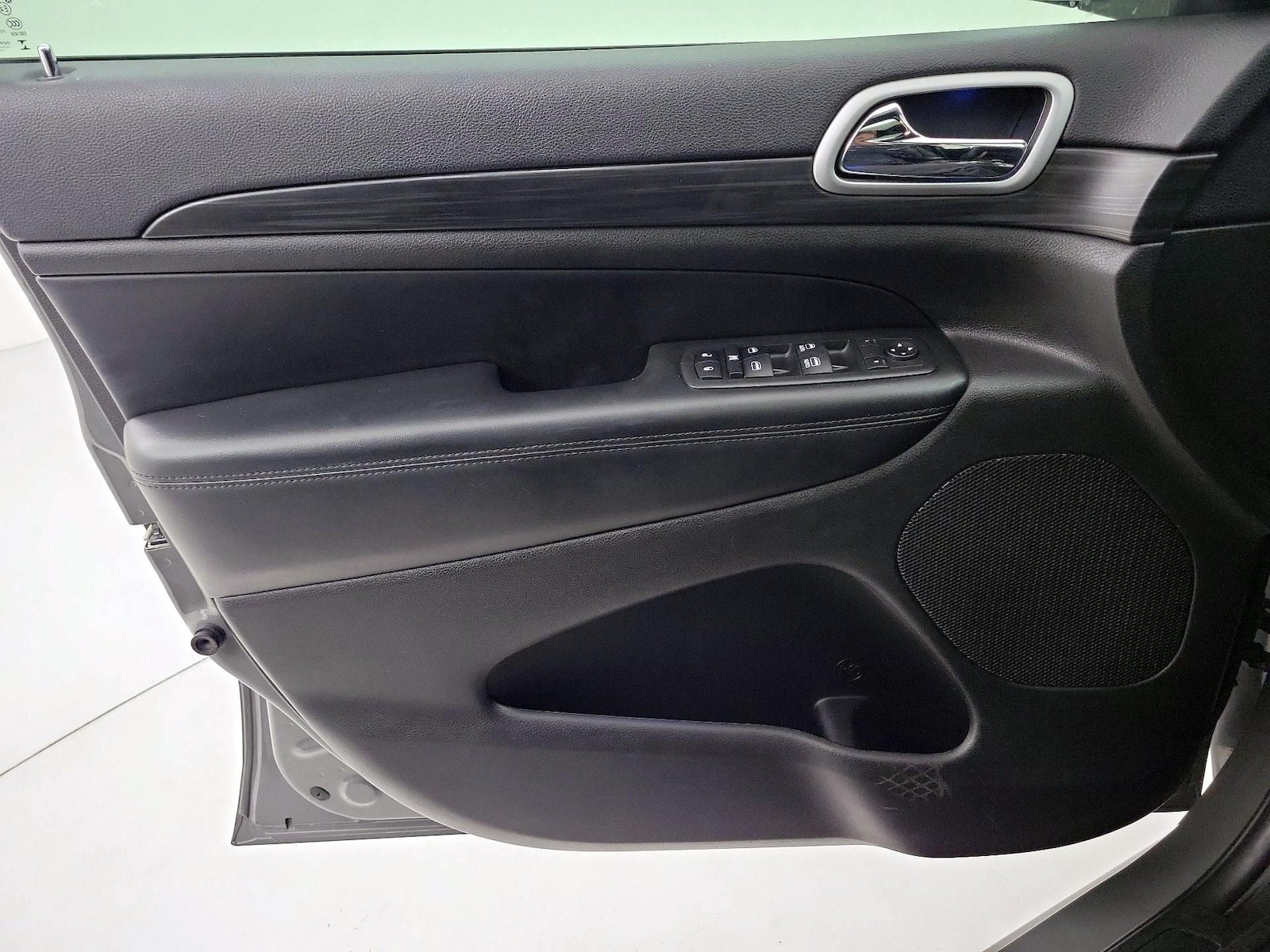 2019 Jeep Grand Cherokee Altitude - Photo 13