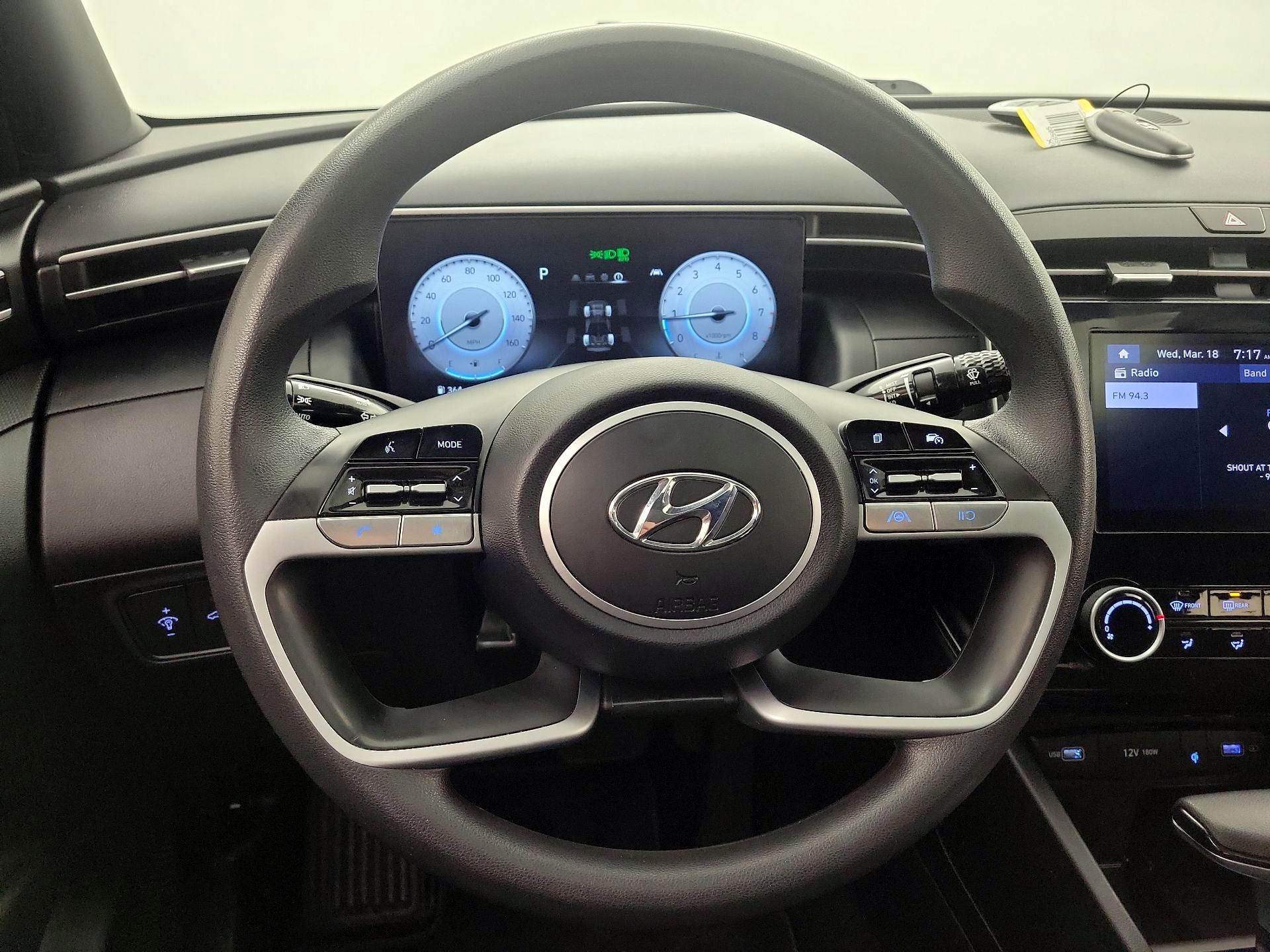 Thumbnail: 2023 Hyundai Santa Cruz - 10