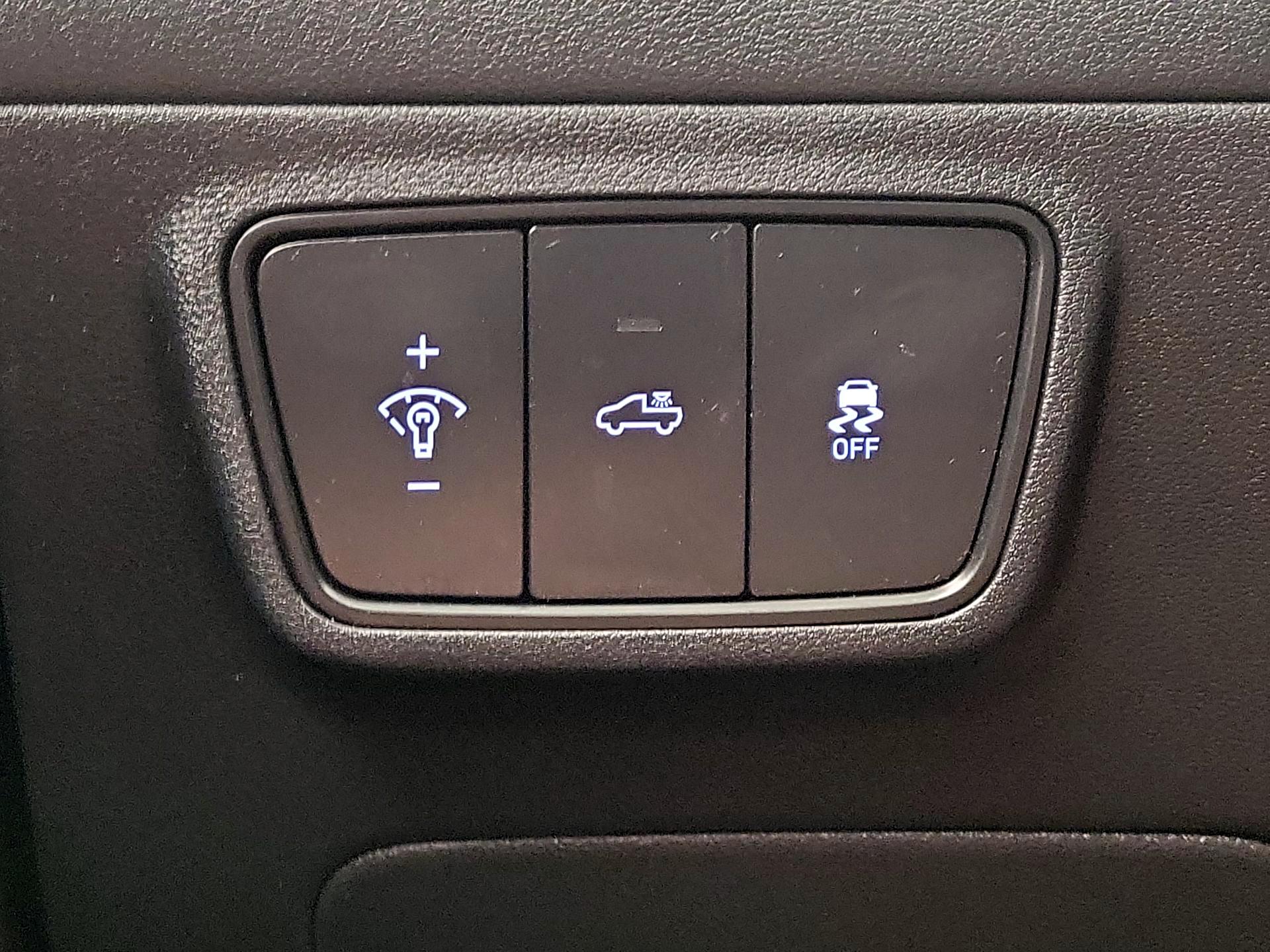 Thumbnail: 2023 Hyundai Santa Cruz - 13