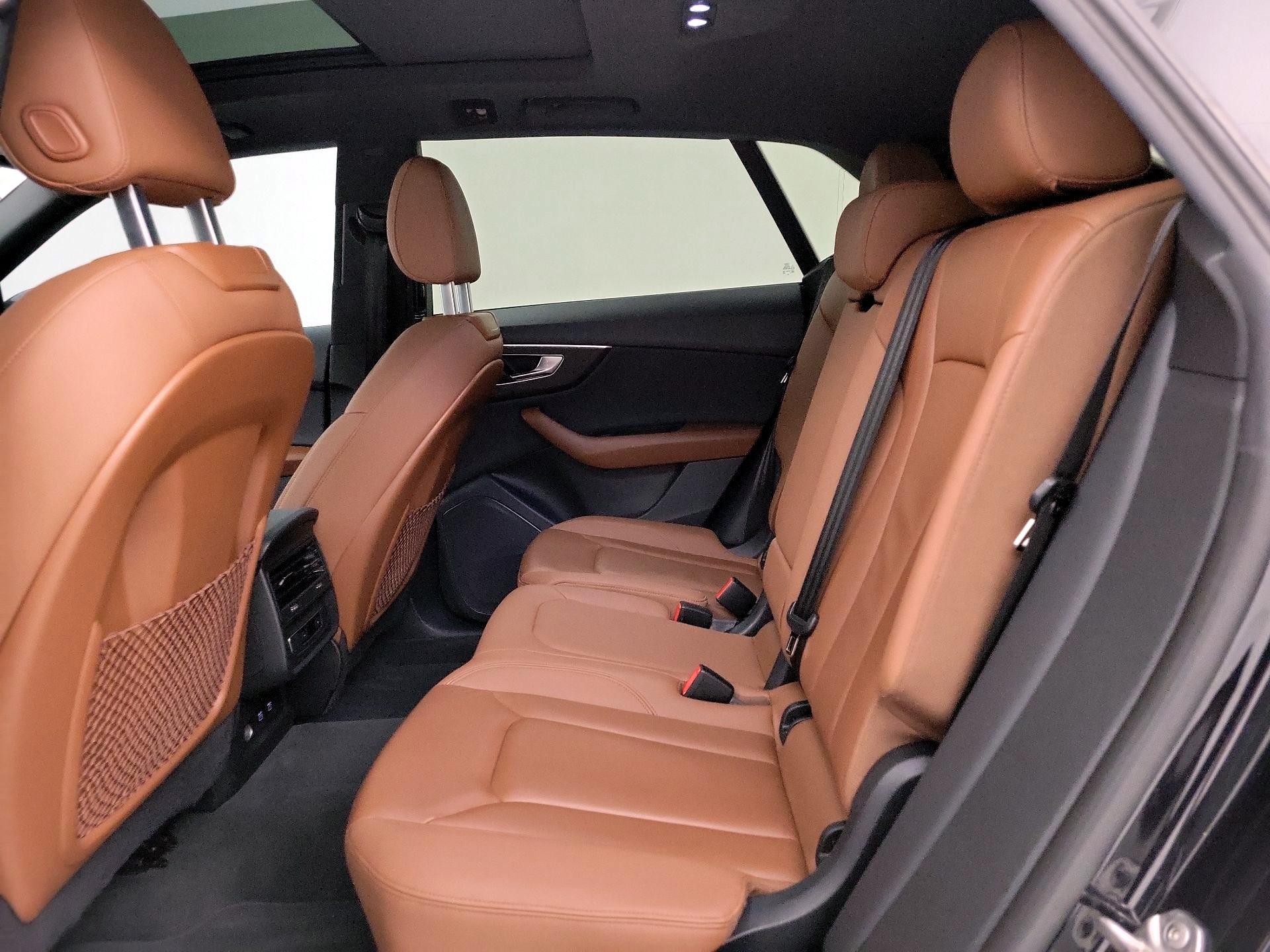 Thumbnail: 2021 Audi Q8 - 19