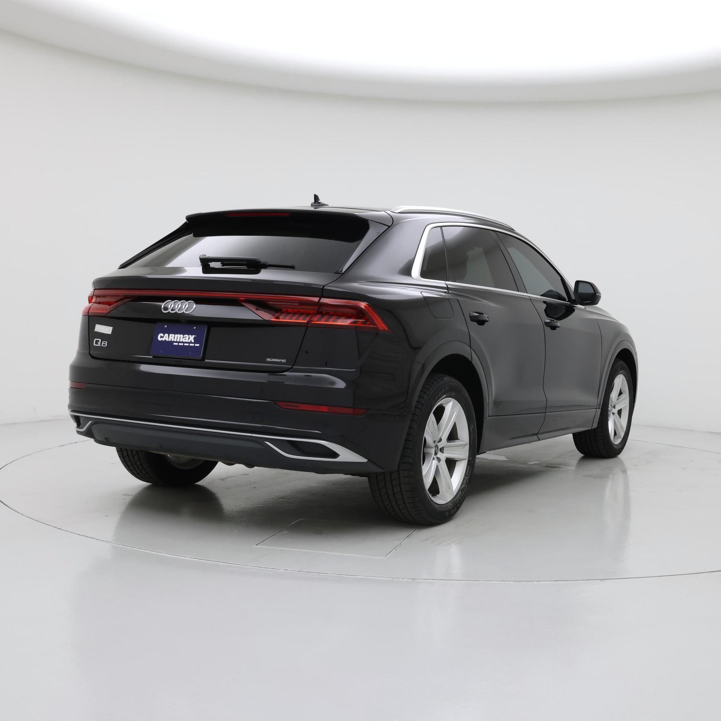 Thumbnail: 2021 Audi Q8 - 8