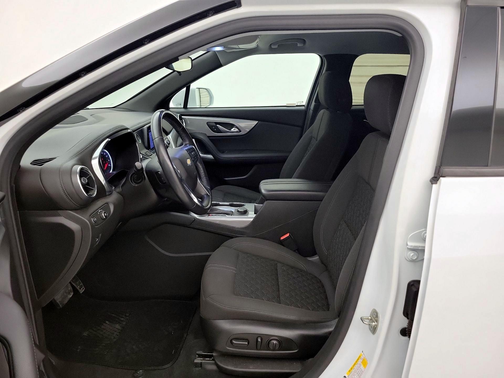 Thumbnail: 2020 Chevrolet Blazer - 11