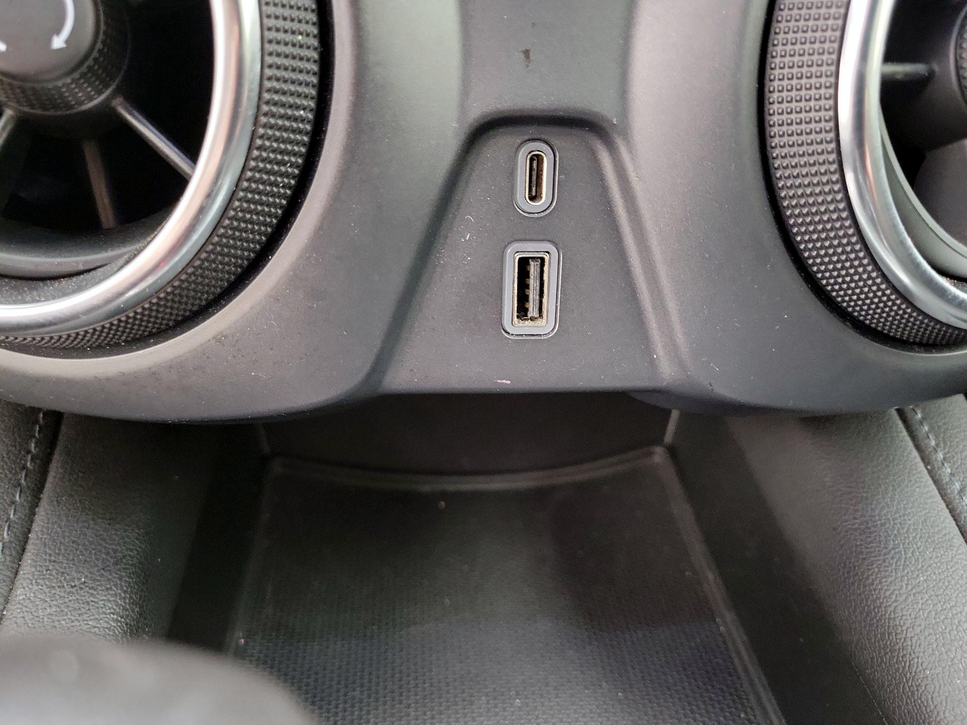 Thumbnail: 2020 Chevrolet Blazer - 19