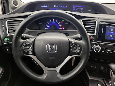 Steering Wheel & Instrument Cluster (On)