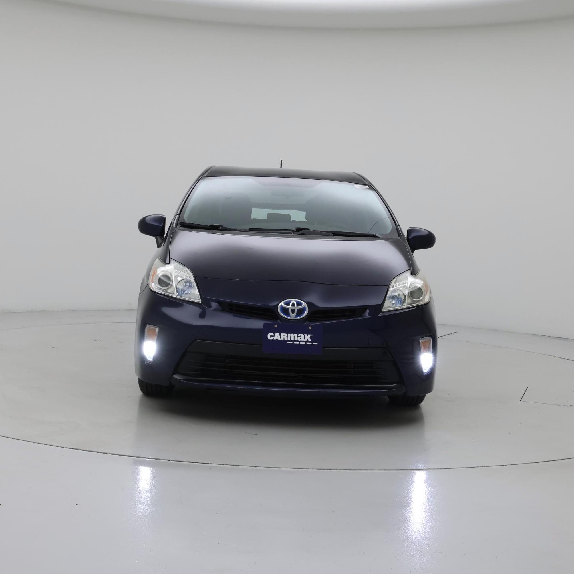 Thumbnail: 2015 Toyota Prius - 5