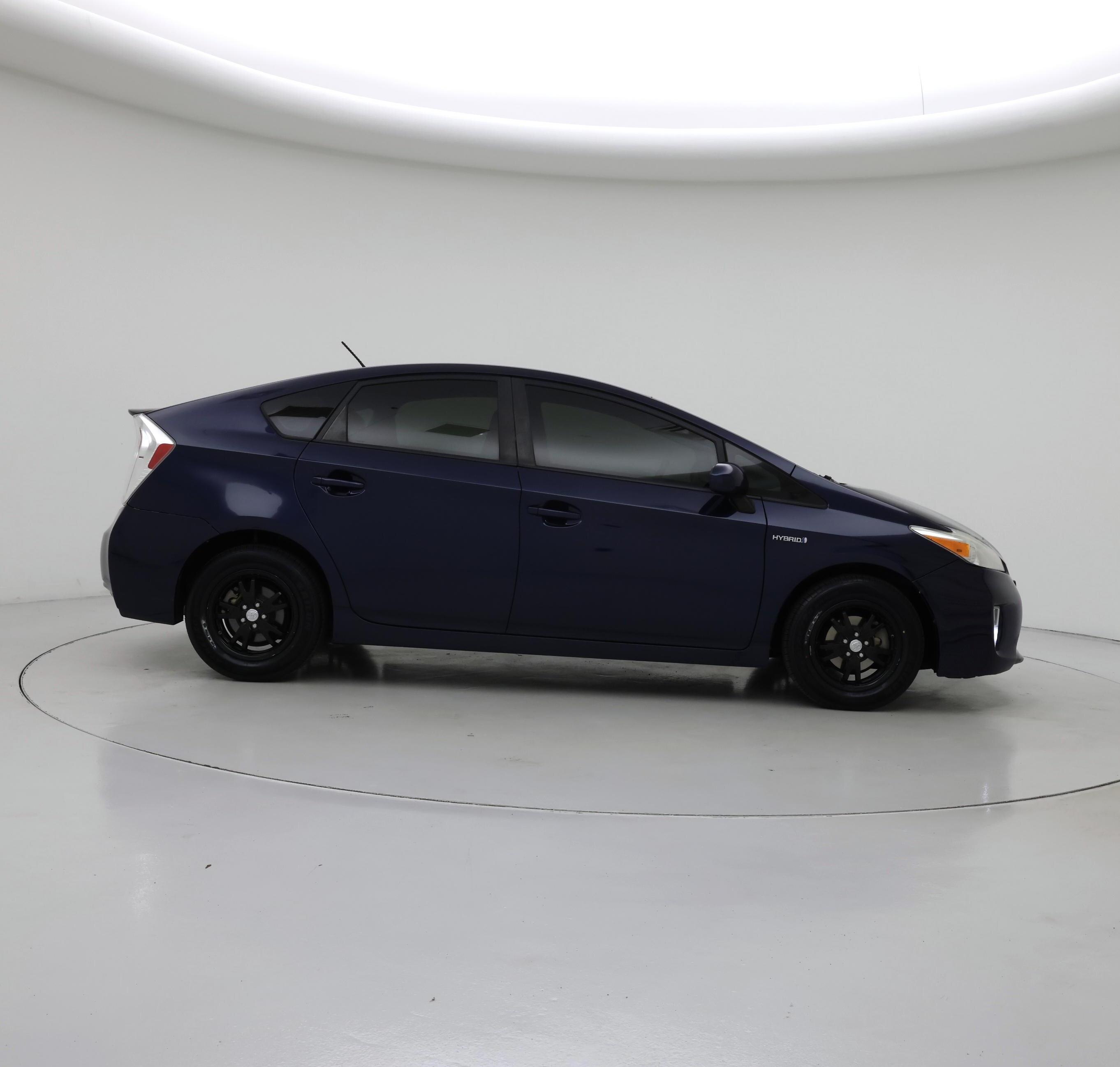 Thumbnail: 2015 Toyota Prius - 7