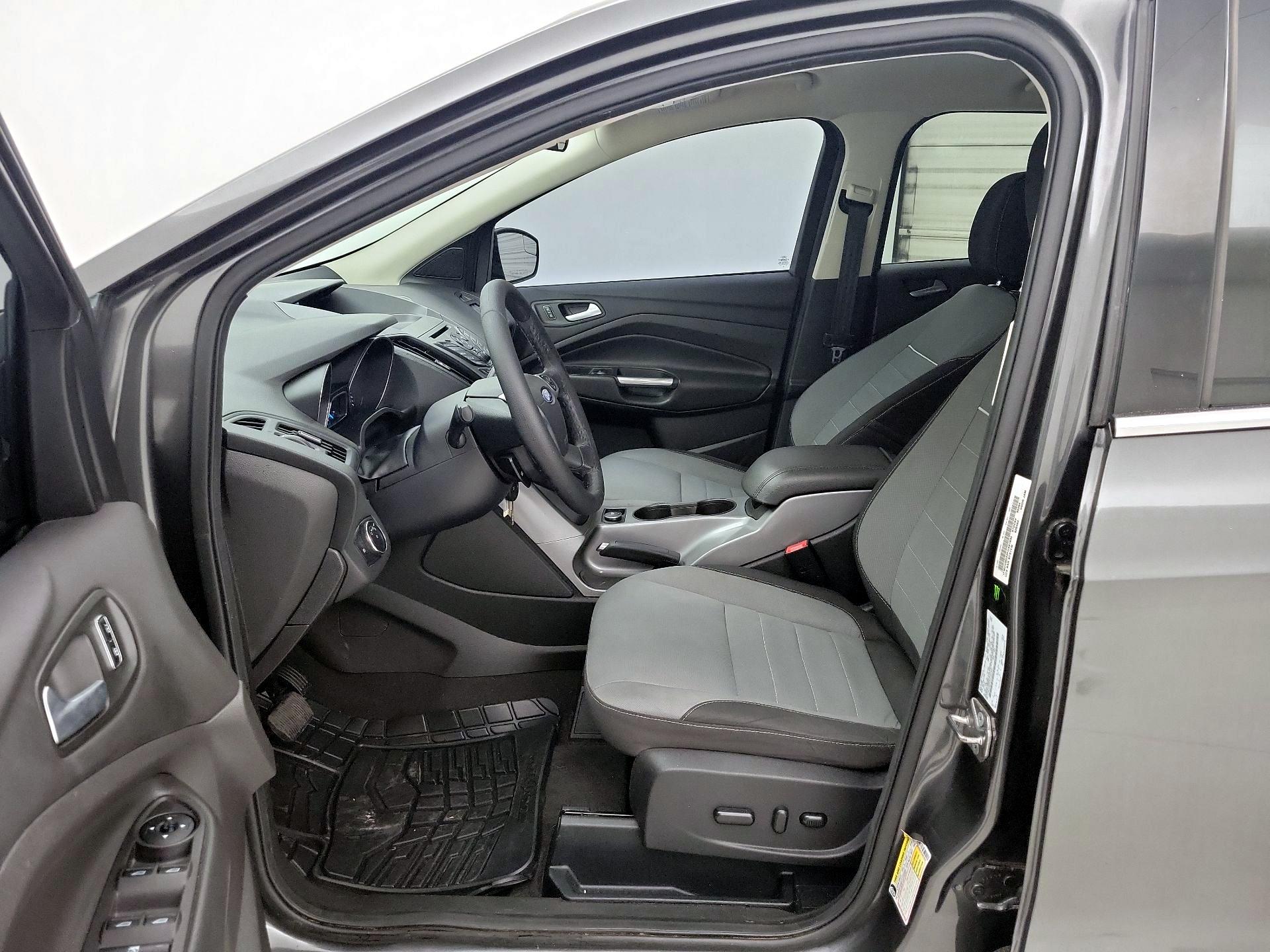 Thumbnail: 2015 Ford Escape - 11