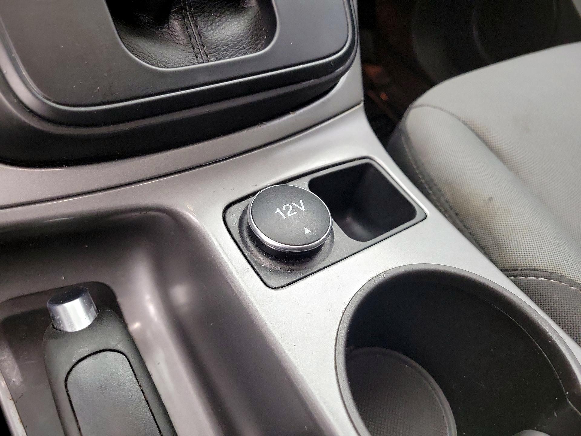 Thumbnail: 2015 Ford Escape - 18