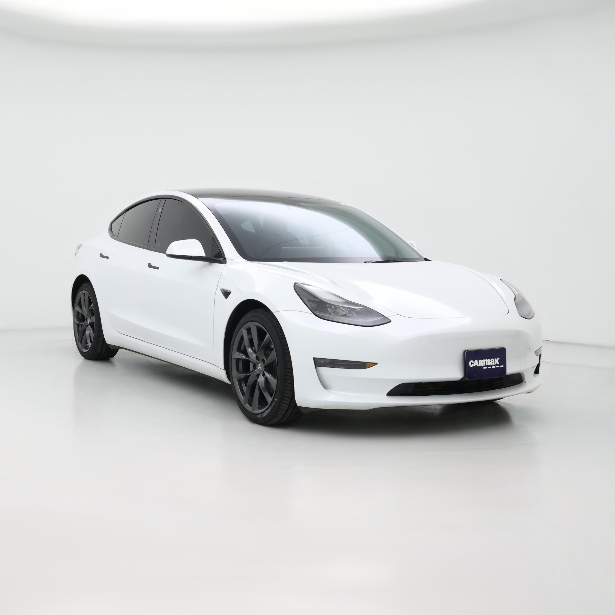 Thumbnail: 2023 Tesla Model 3 - 1