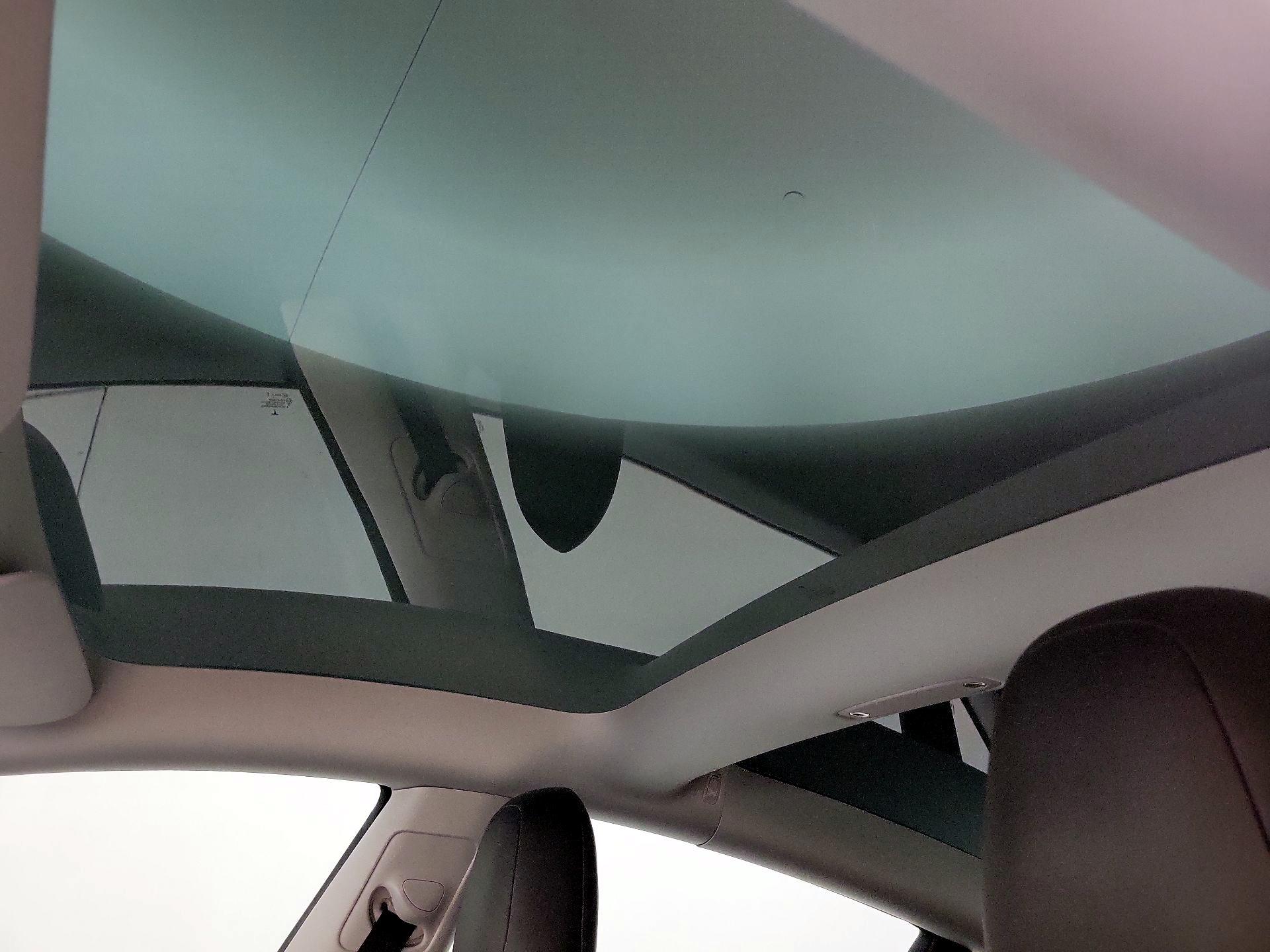 Thumbnail: 2023 Tesla Model 3 - 18